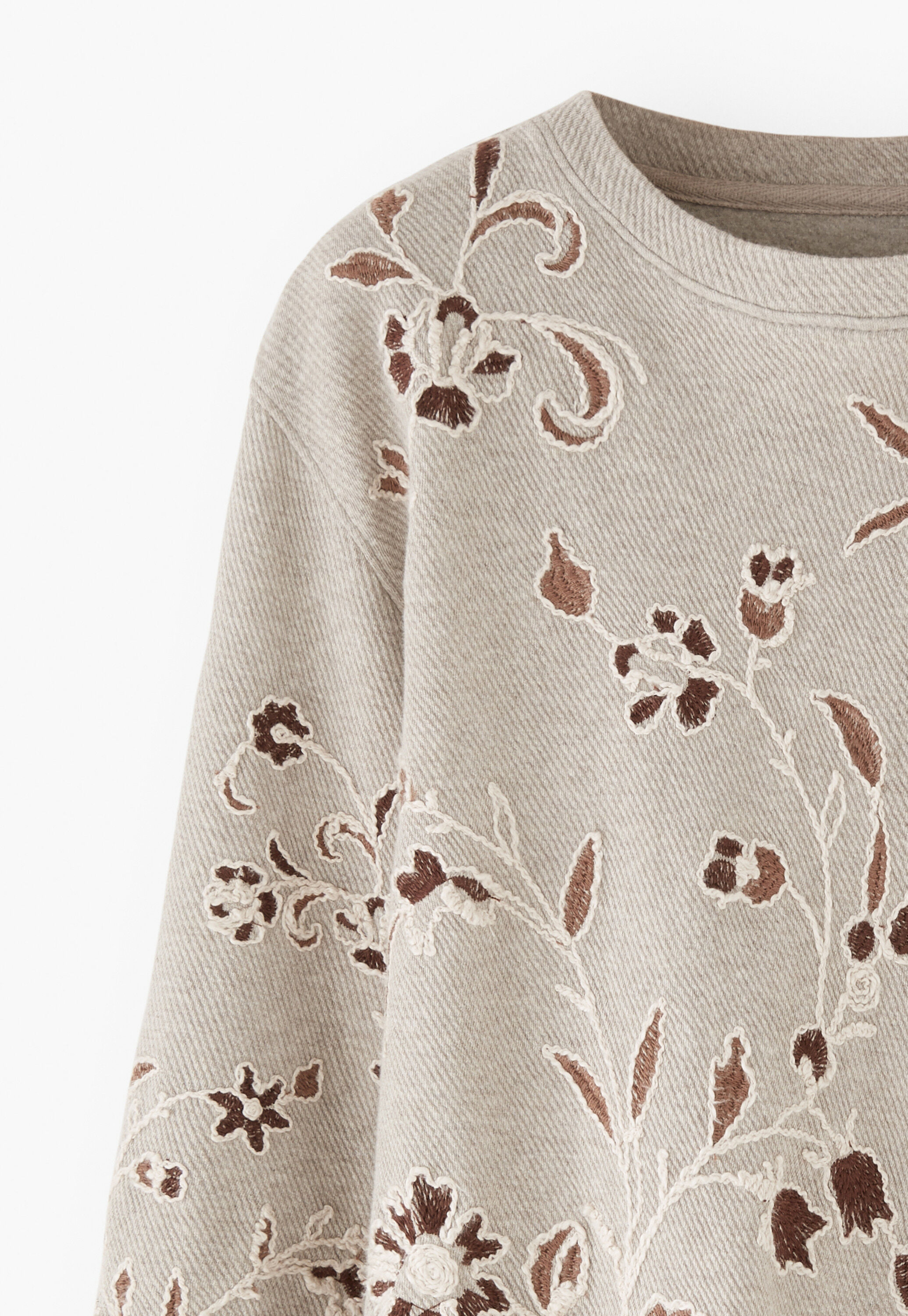 Embroidered jersey top