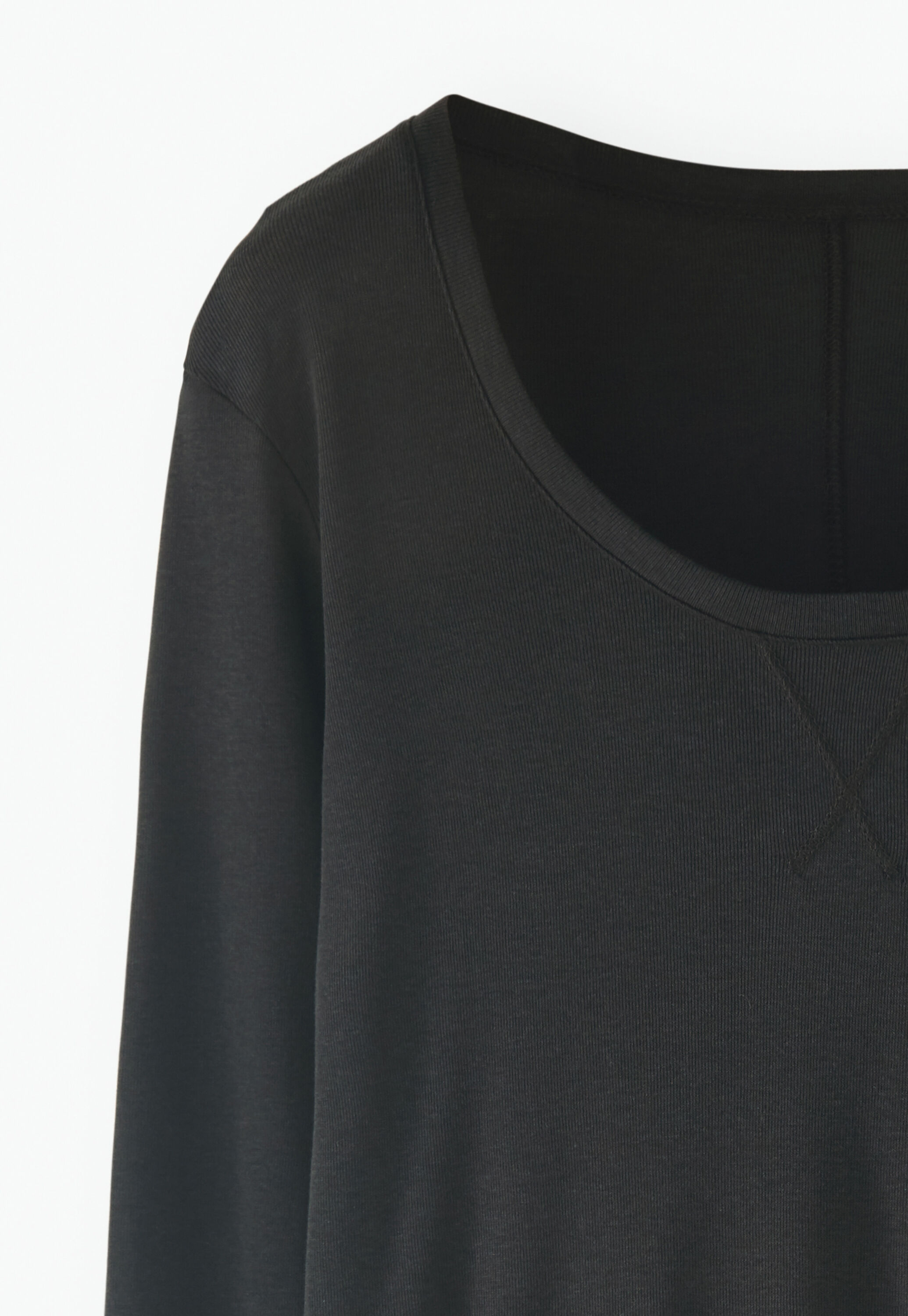 Scoop-neck top
