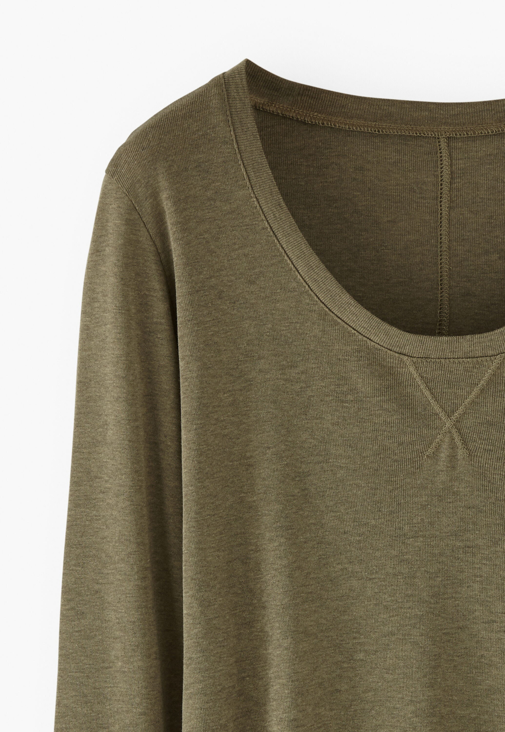 Scoop-neck top