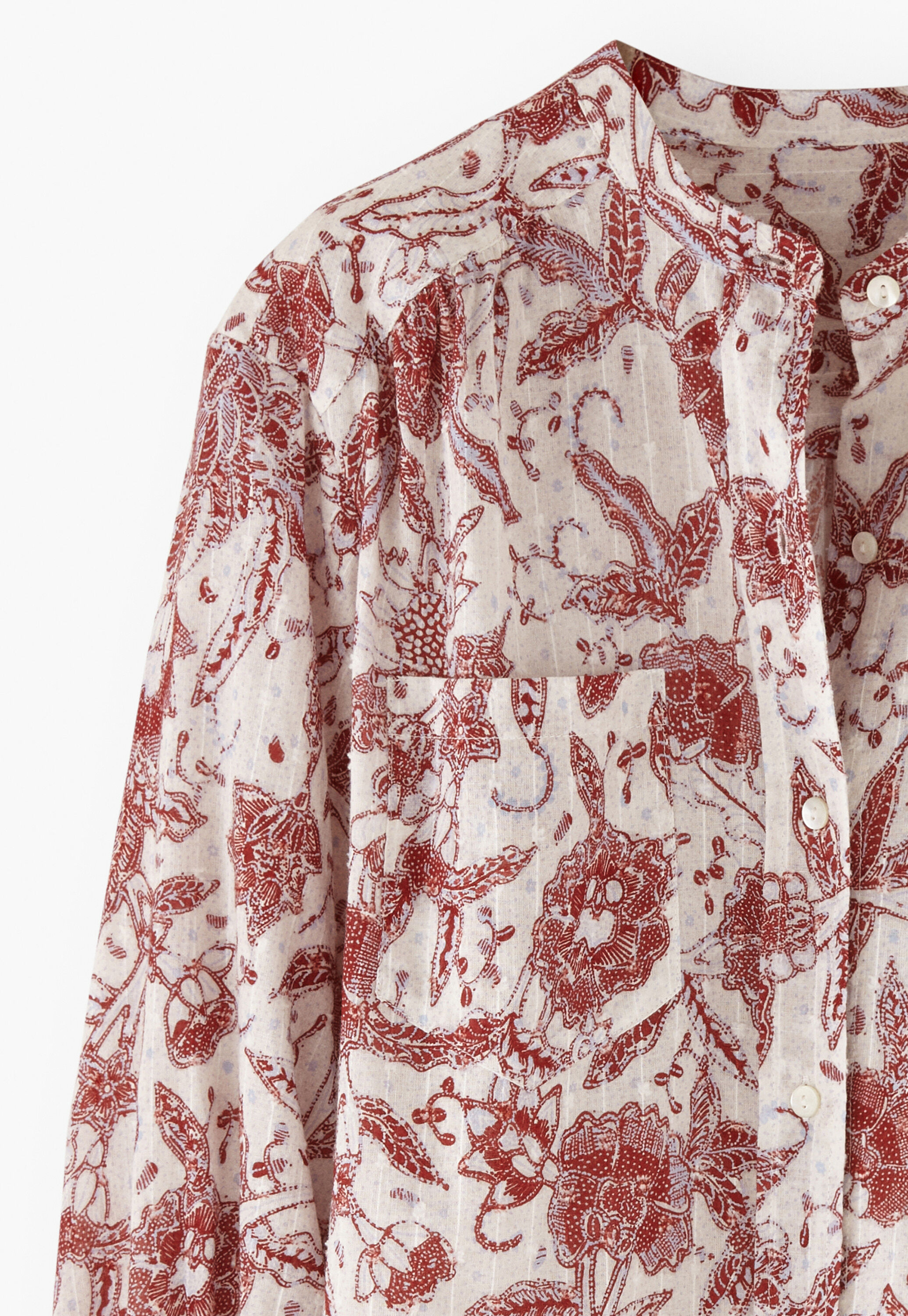 Collarless printed blouse