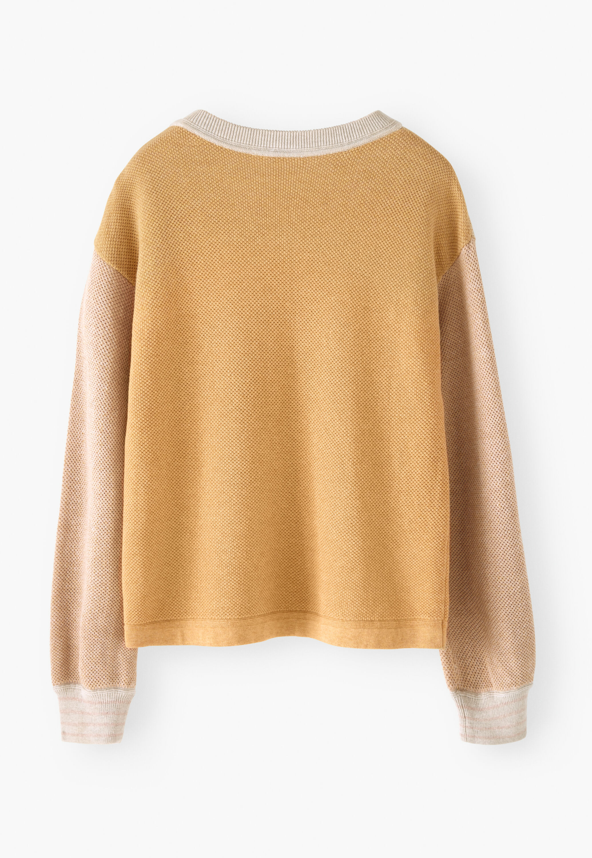 Piqu&eacute; knit sweater