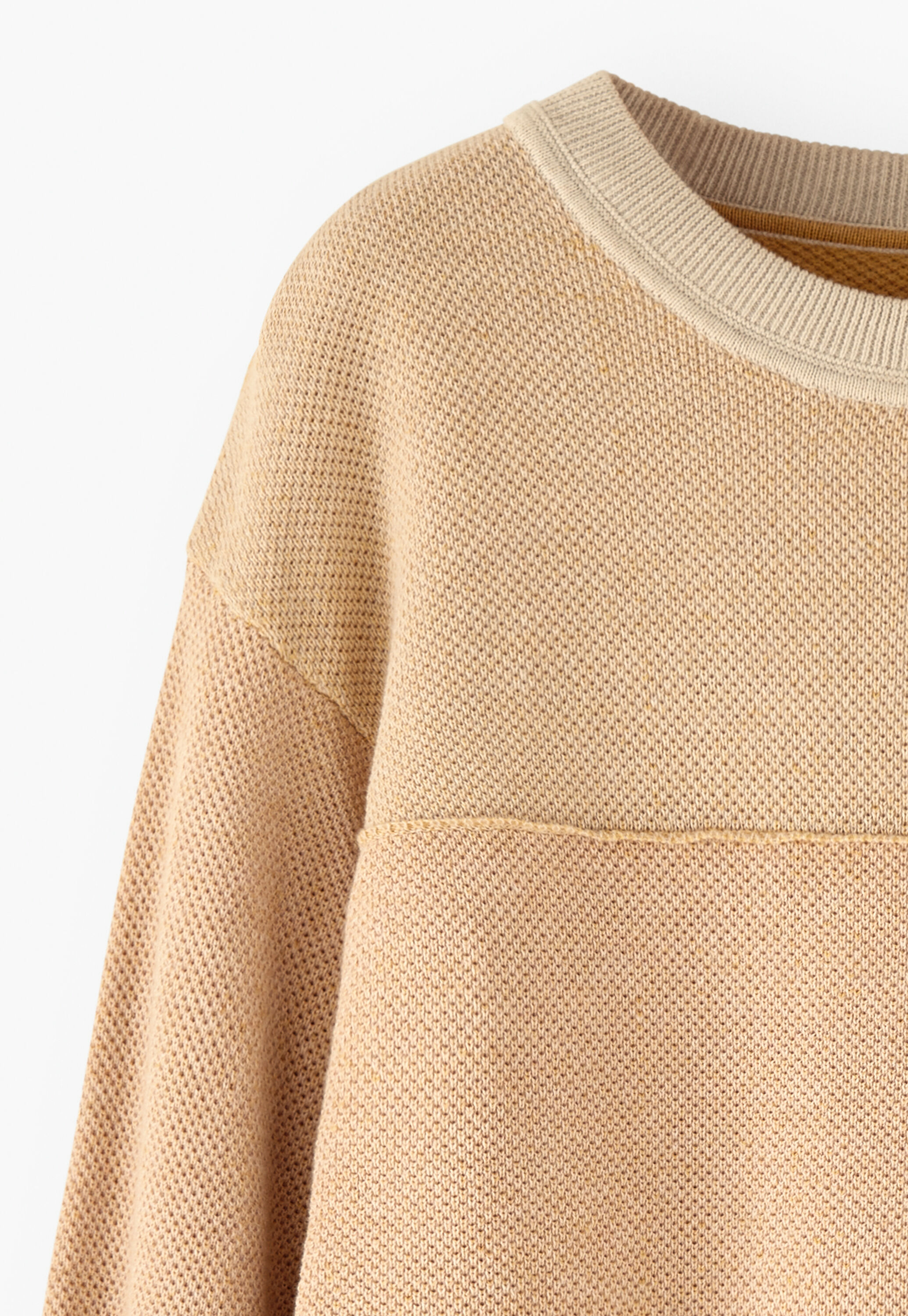Piqu&eacute; knit sweater
