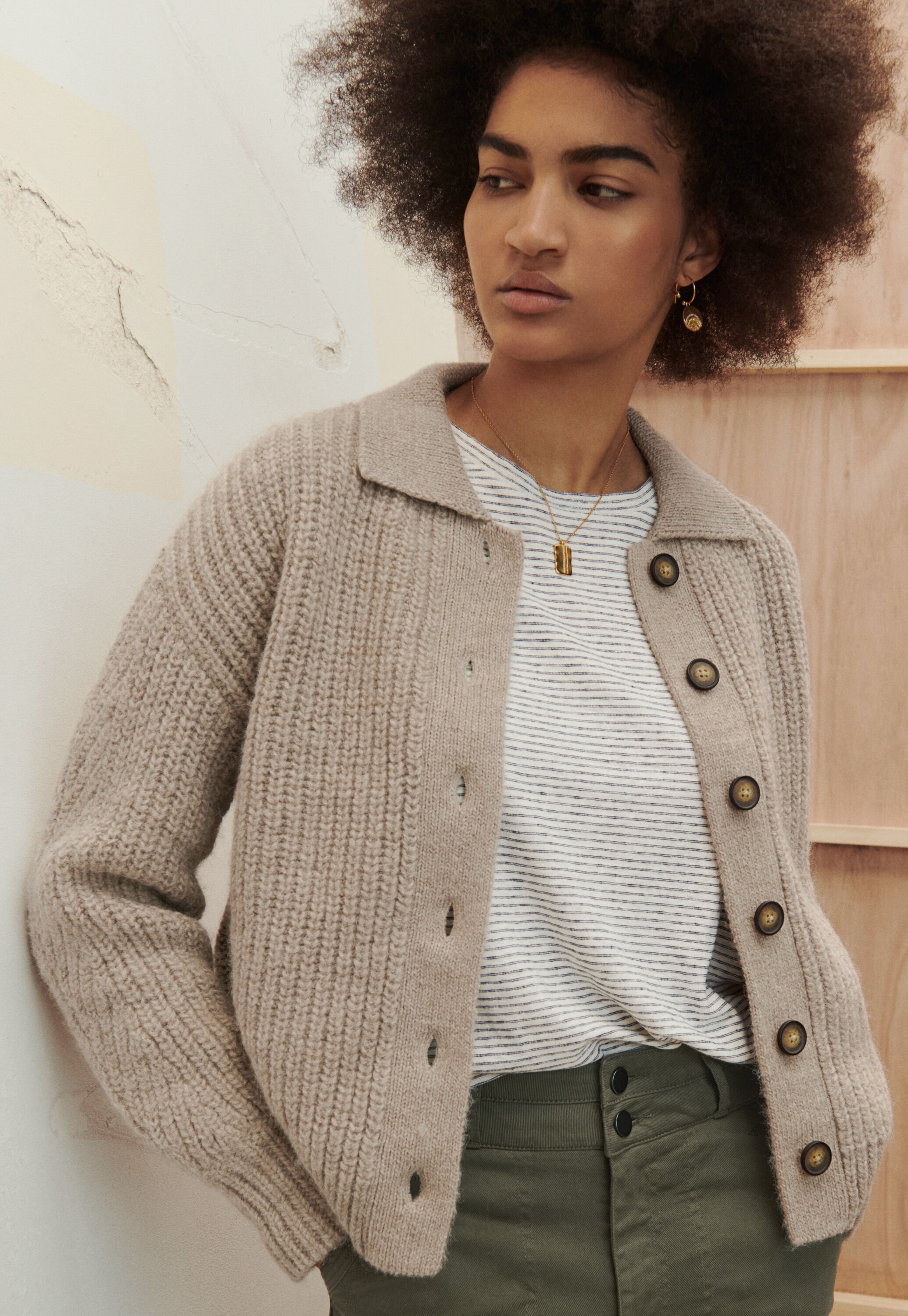 Collared cardigan