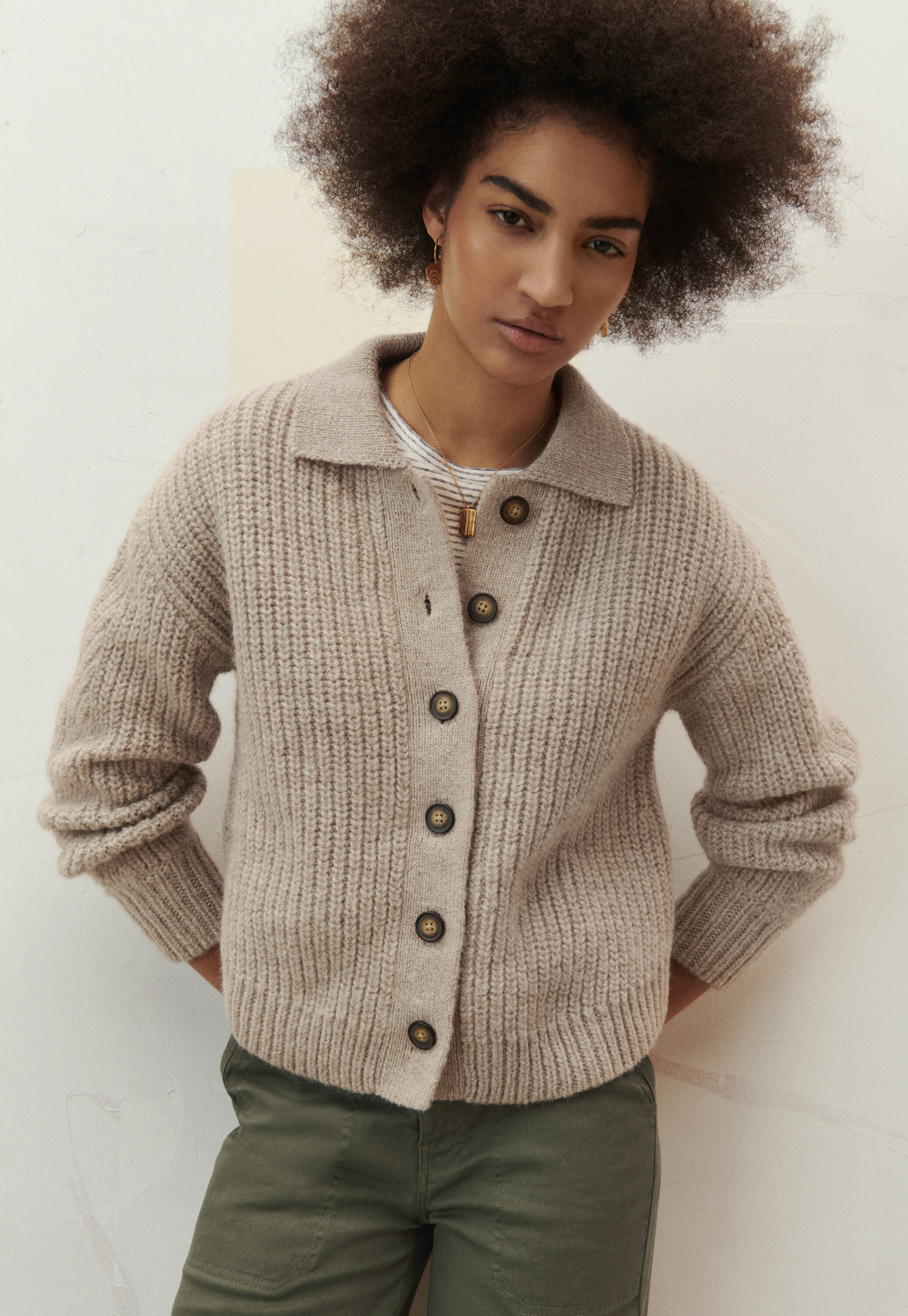 Collared cardigan