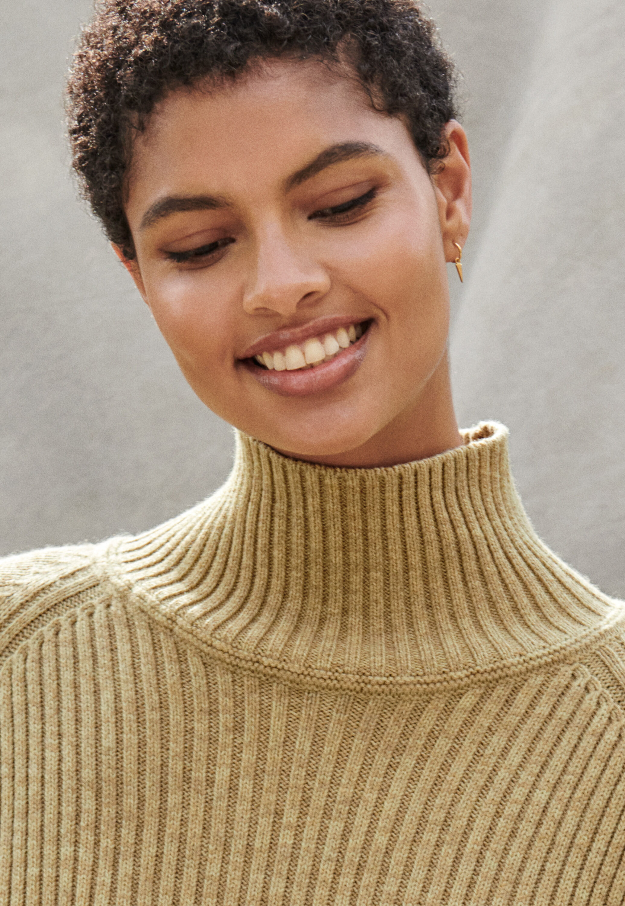 High-neck sweater