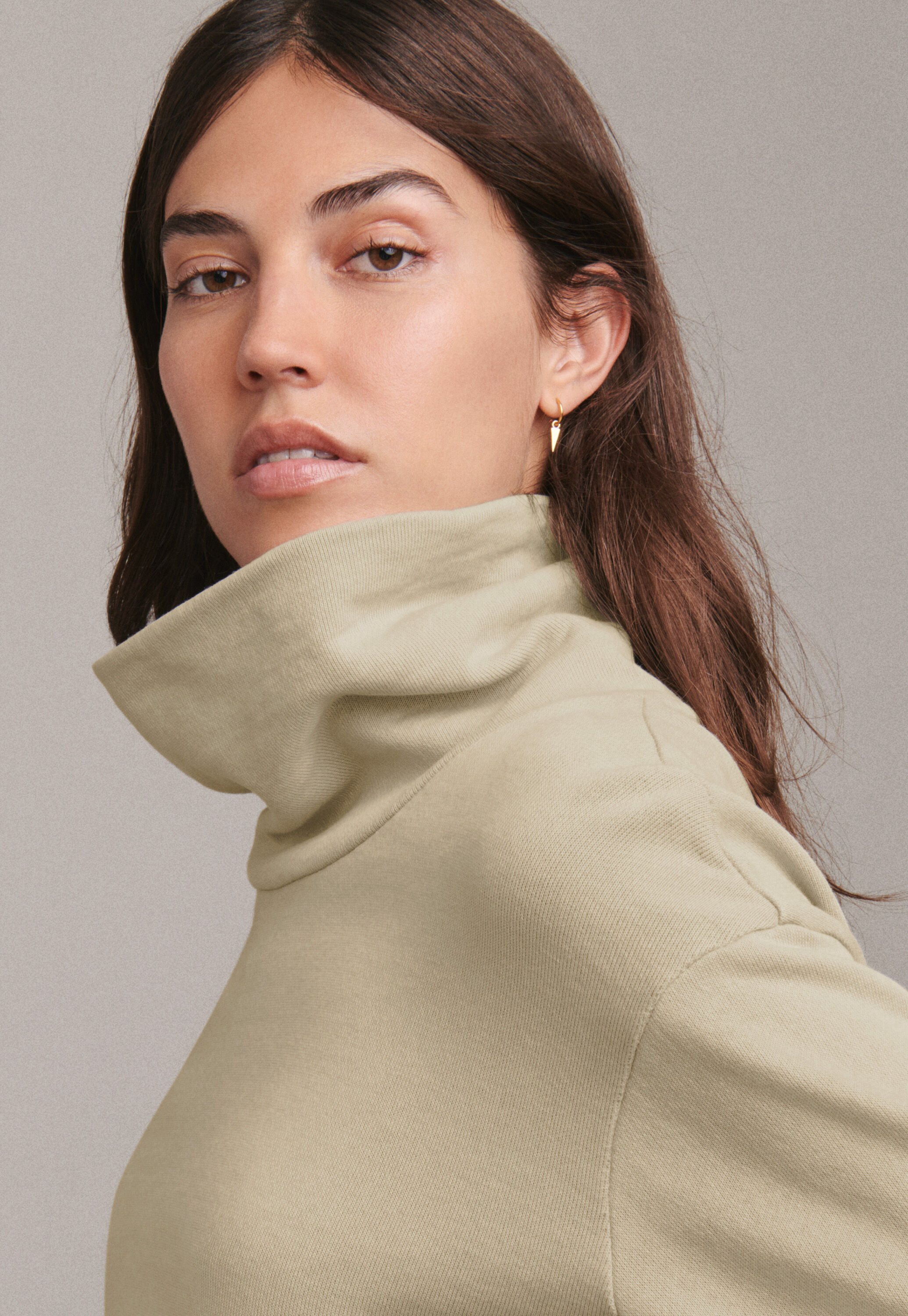 Drop earrings