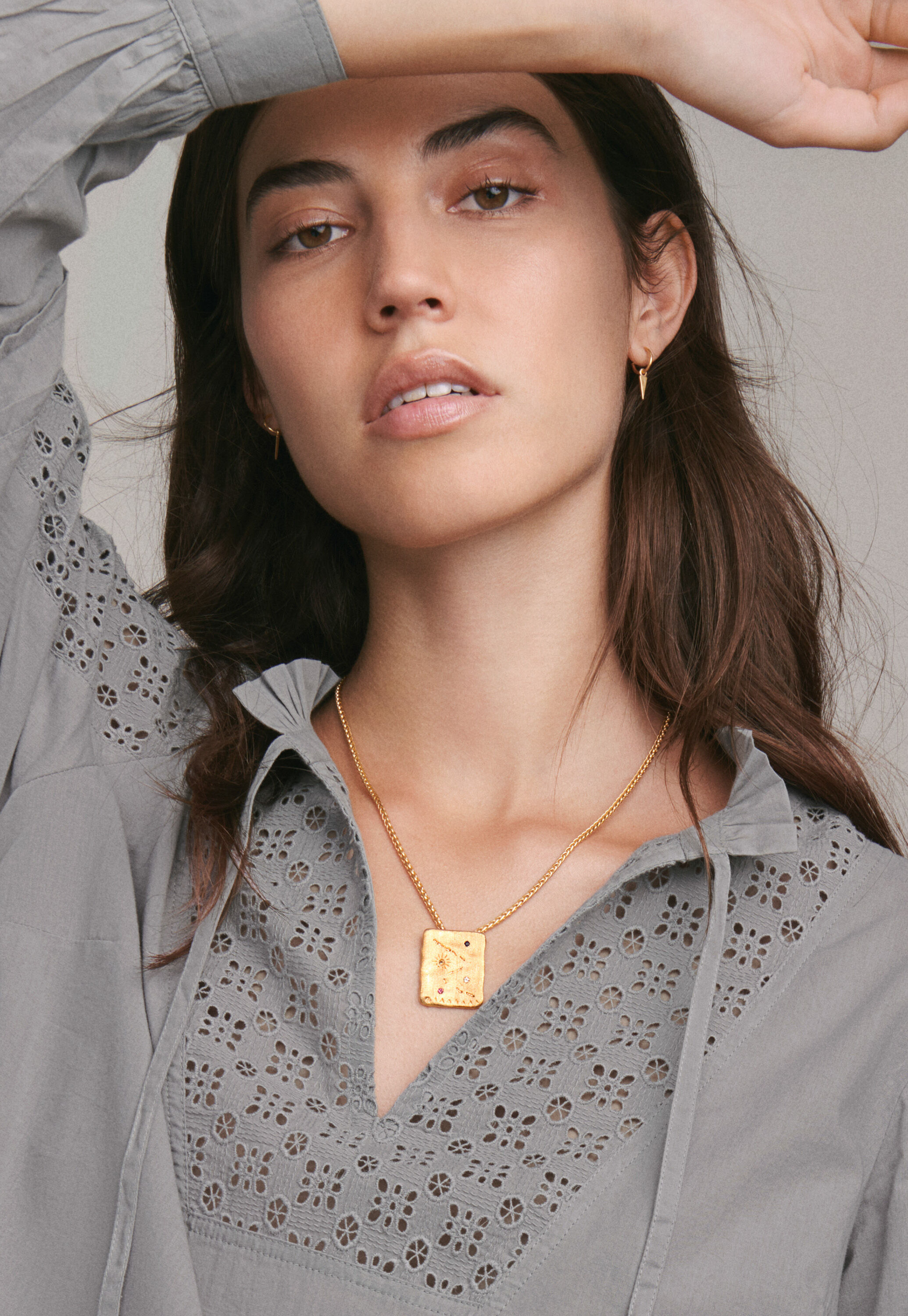 Square pendant necklace