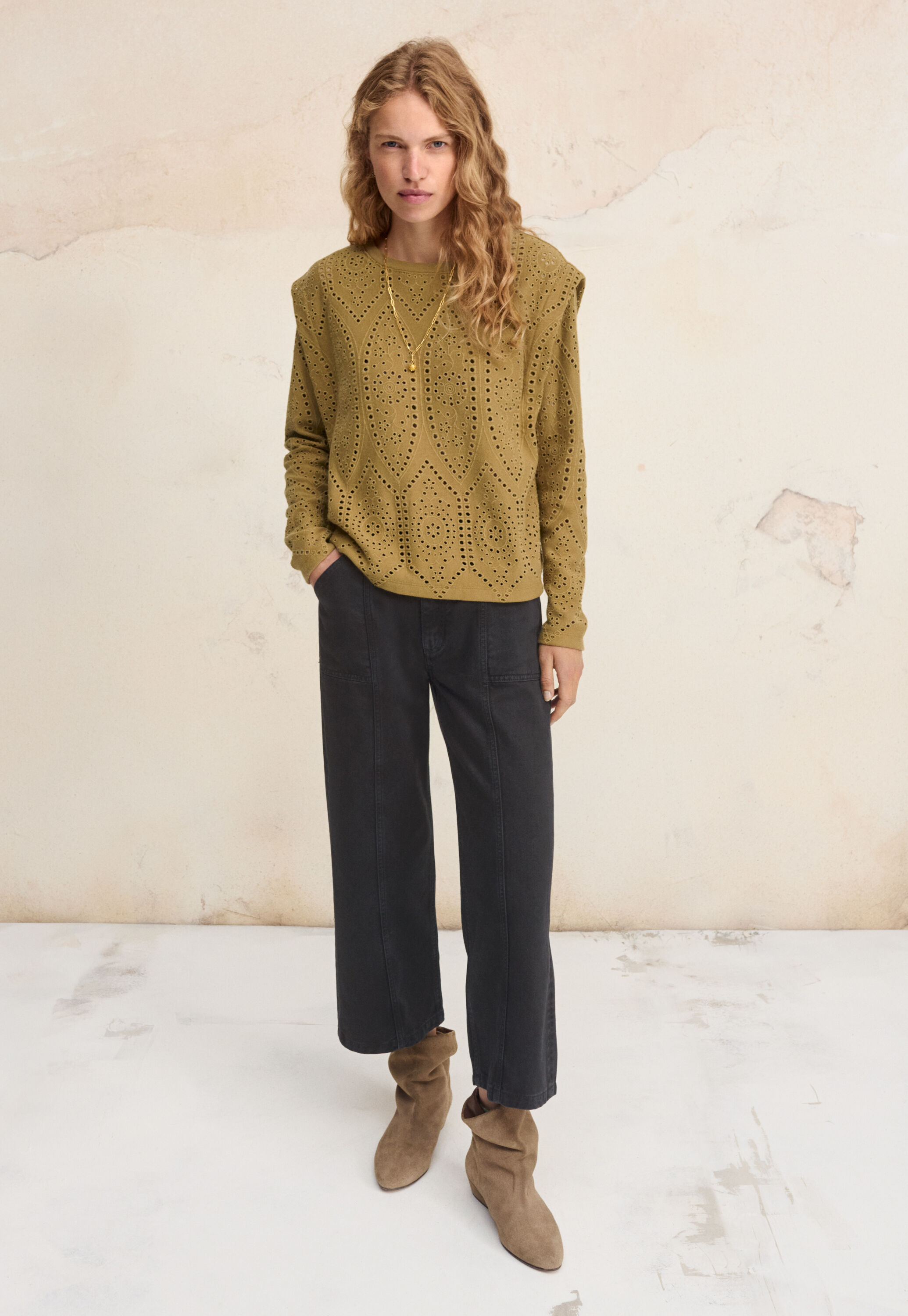 Broderie top, Golden olive, large