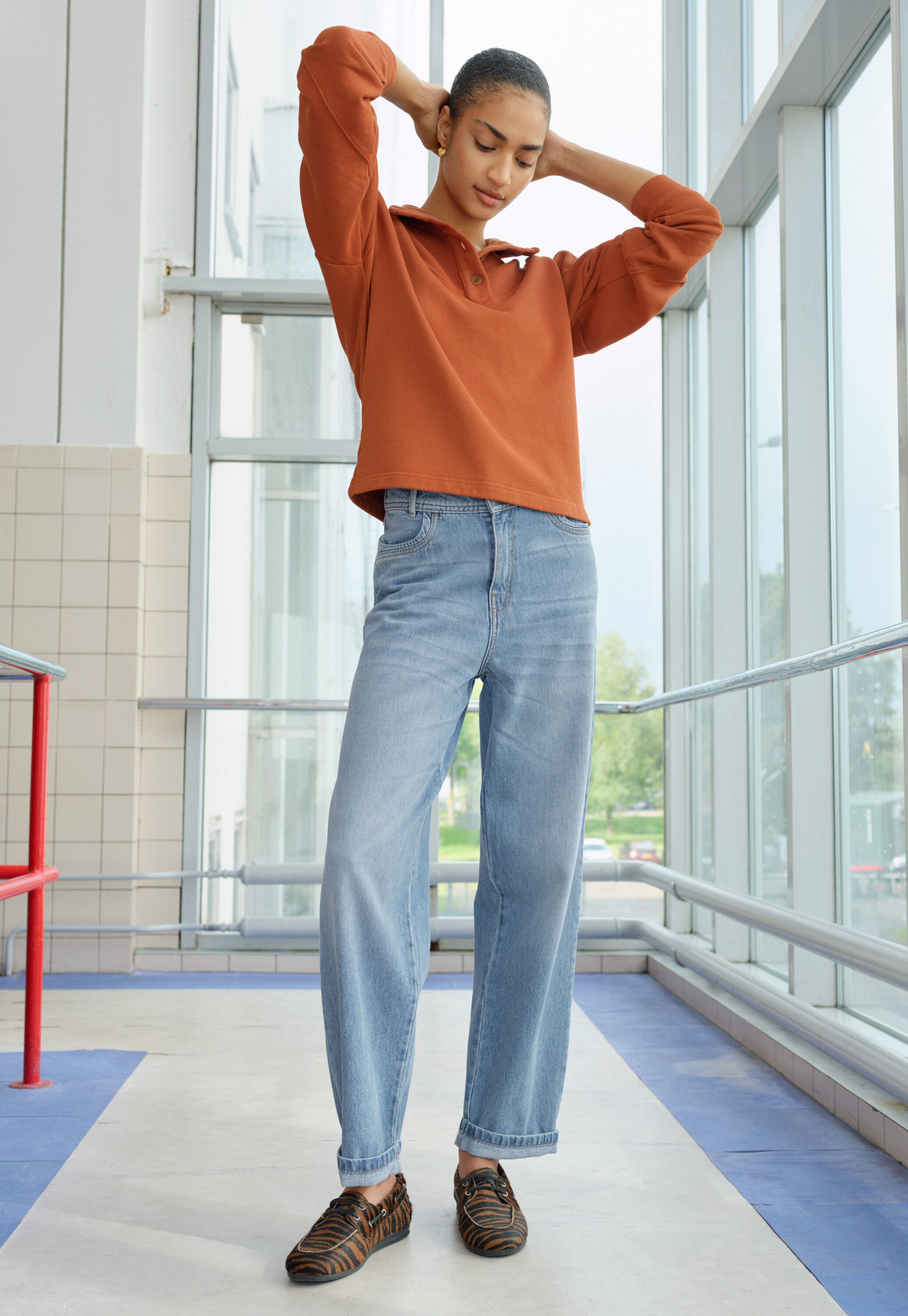 Funnel-neck sweatshirt