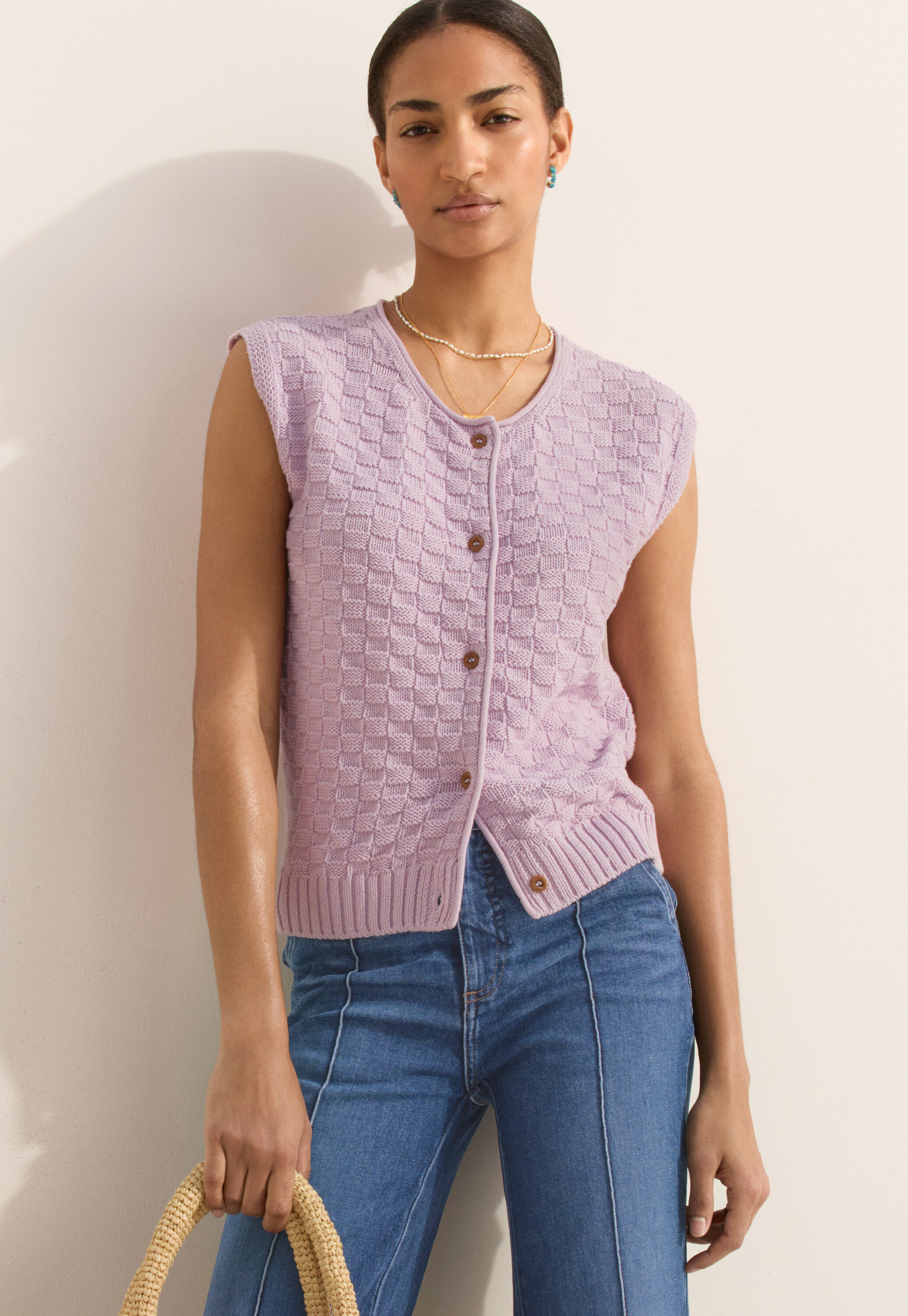 Basket-stitch sleeveless sweater