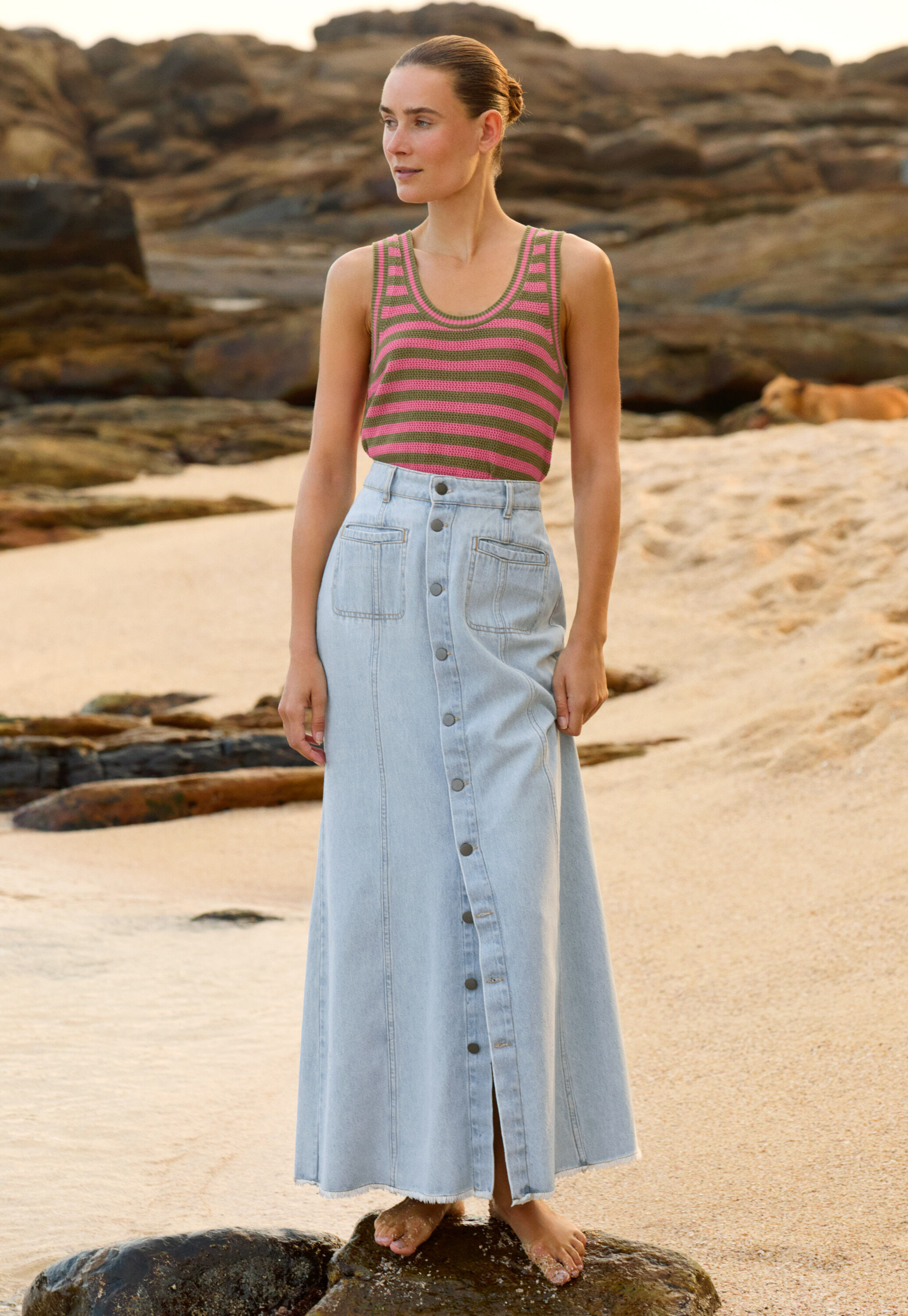 Striped sleeveless knit