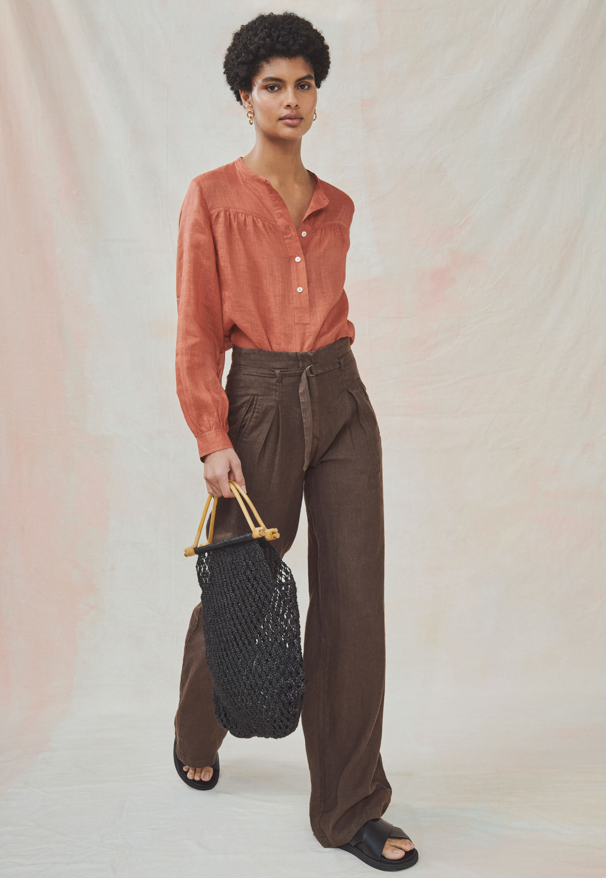Wide-leg trousers