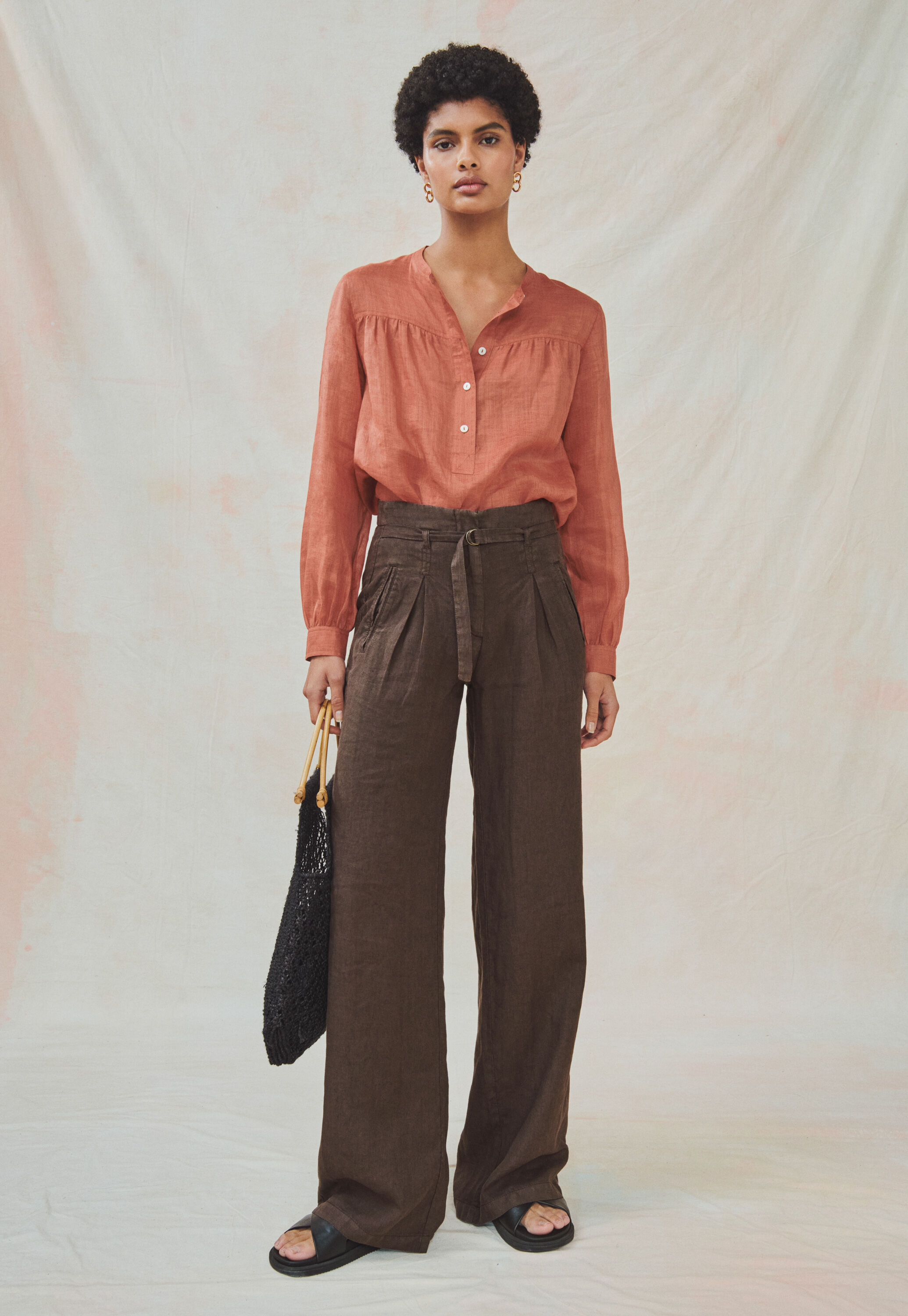 Wide-leg trousers