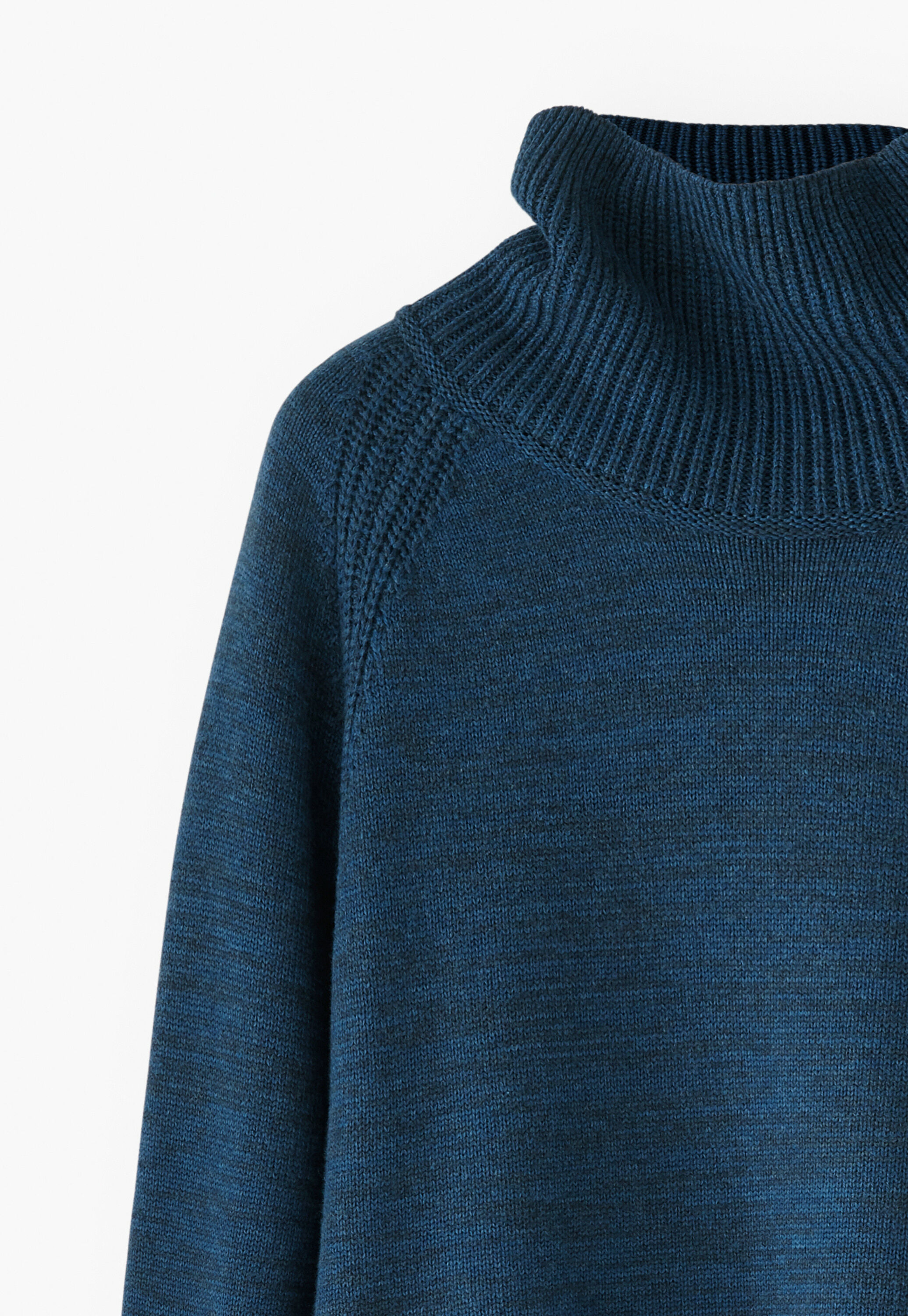 Knitted dress