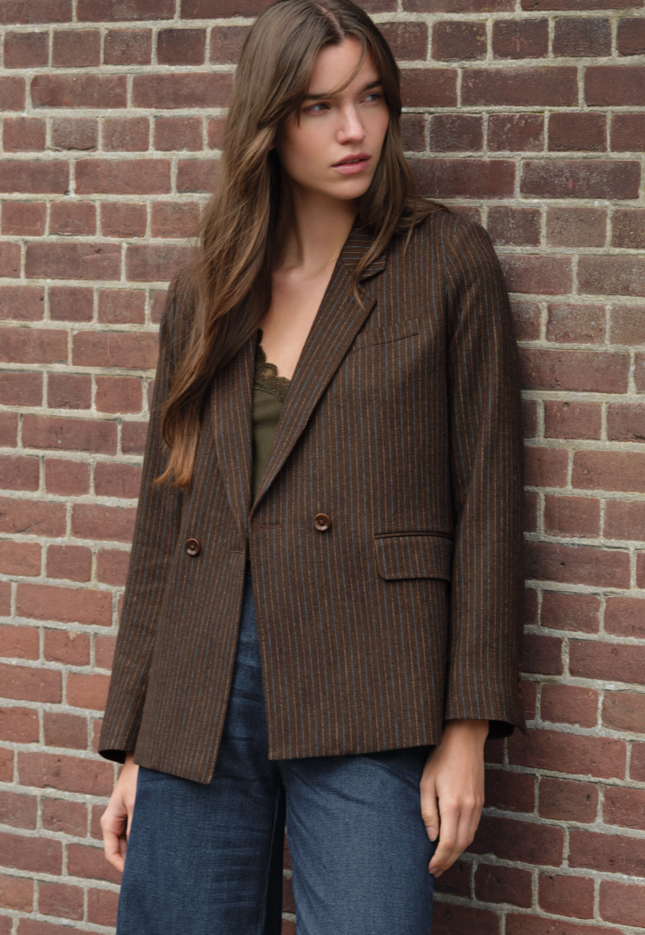 Blazer, Walnut, large