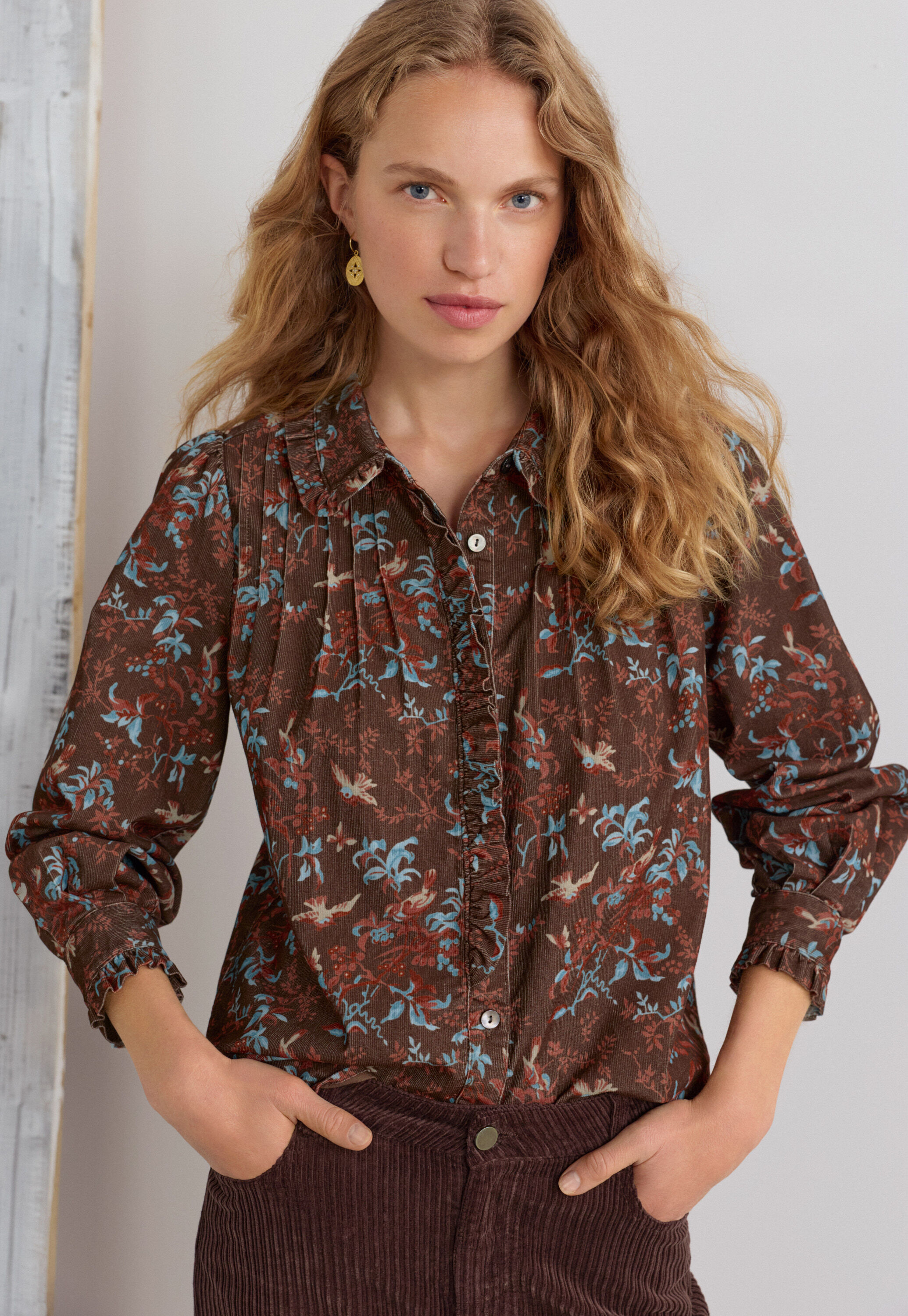 Printed pleated cord blouse