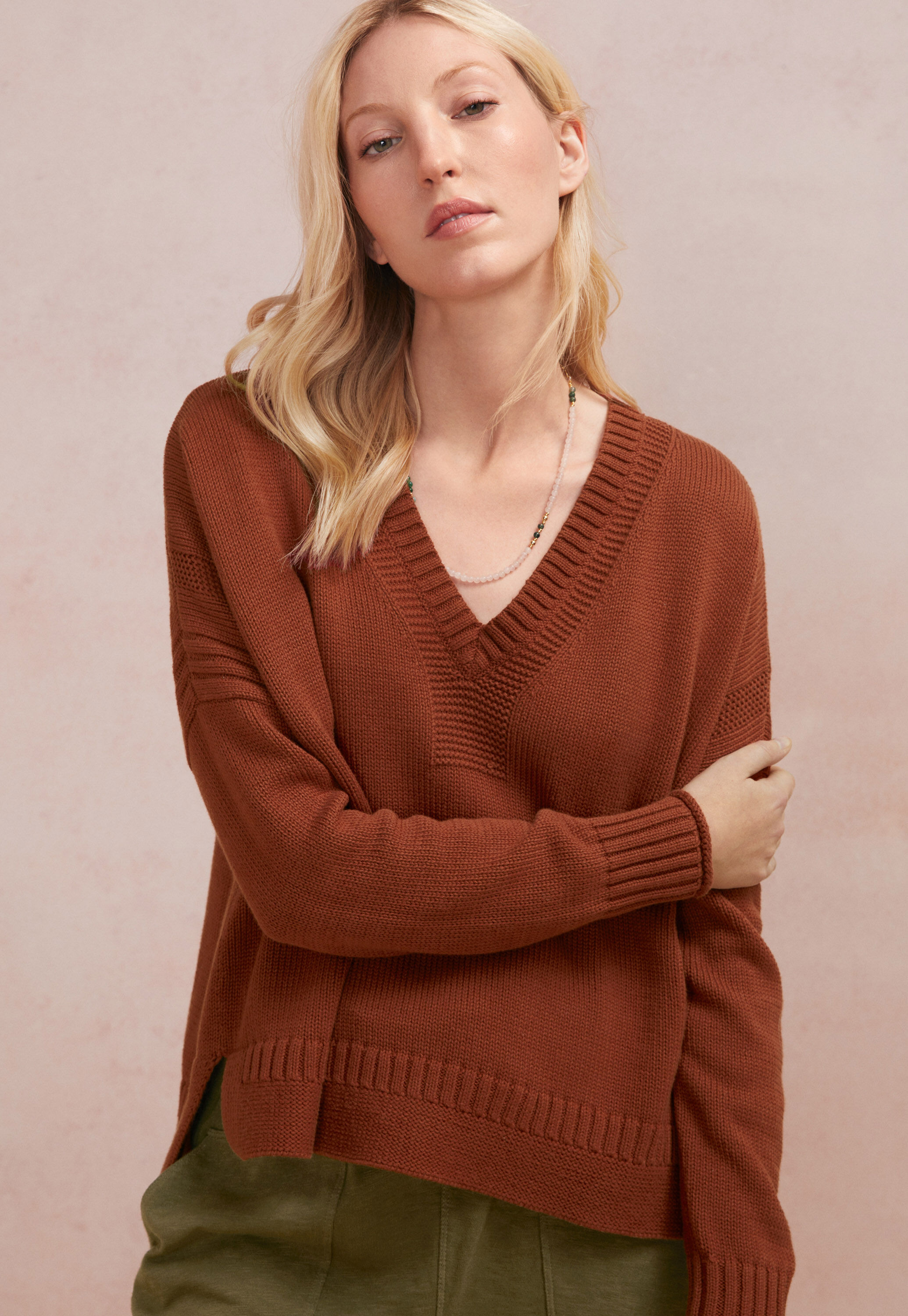 V-neck sweater, Spicy brown, large