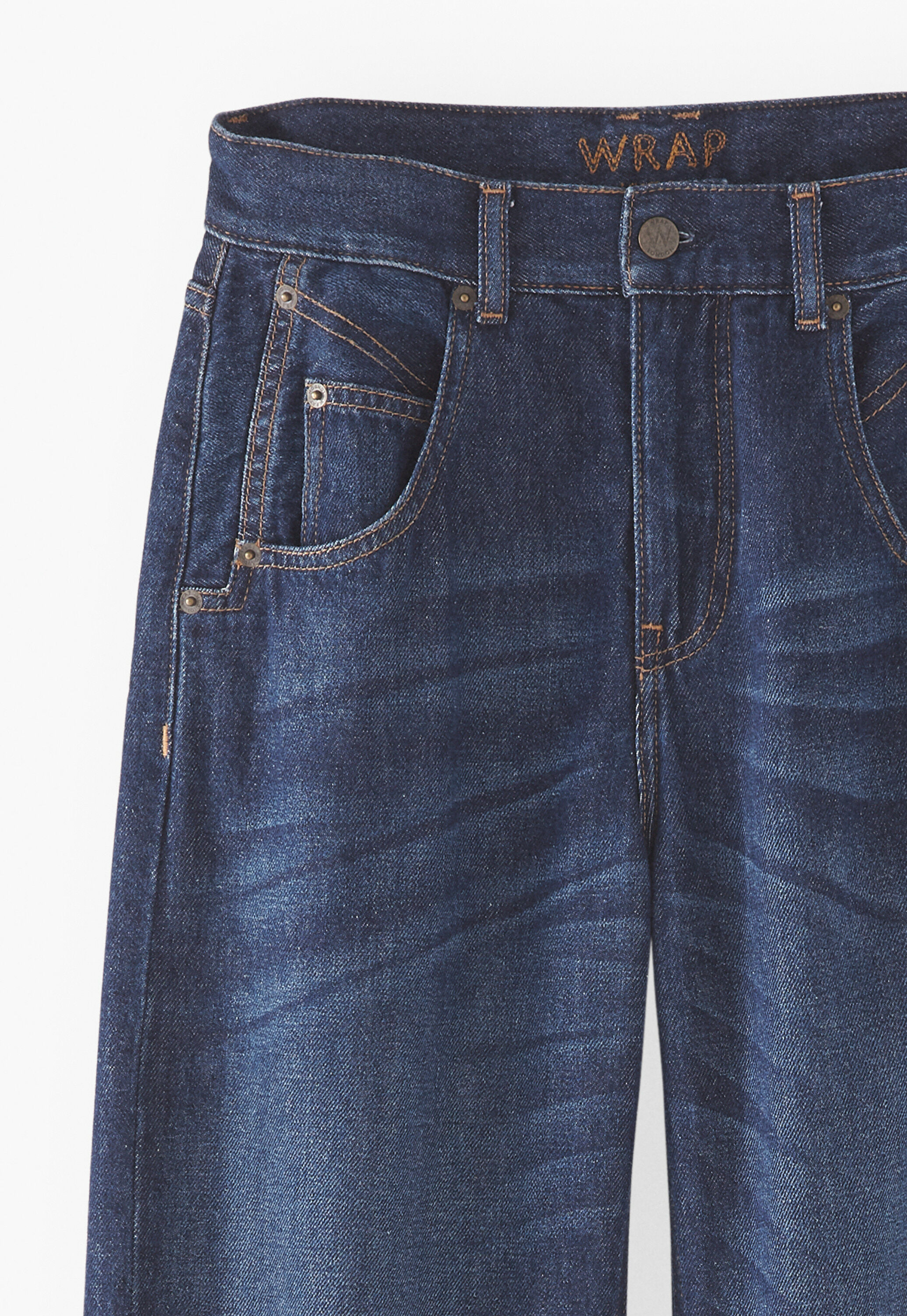 Straight-leg jean
