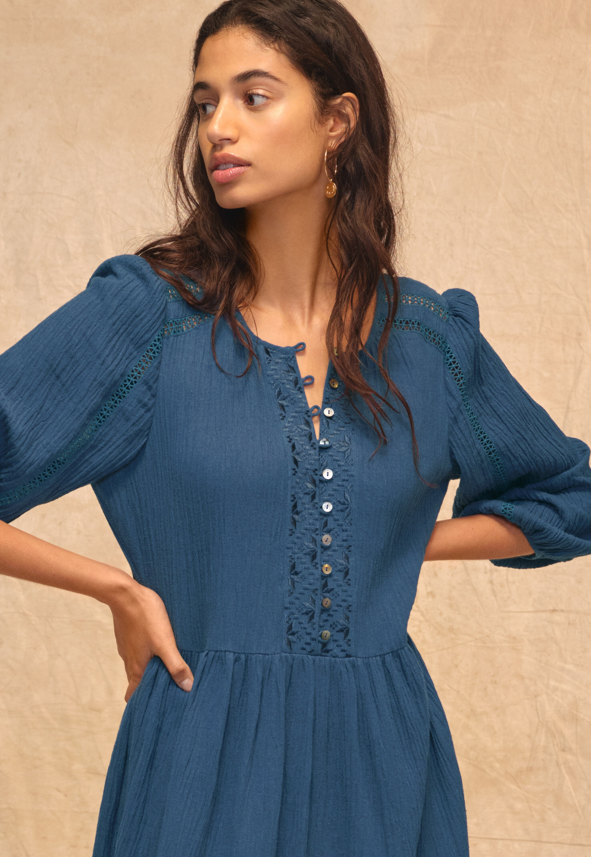 Lace-detail dress