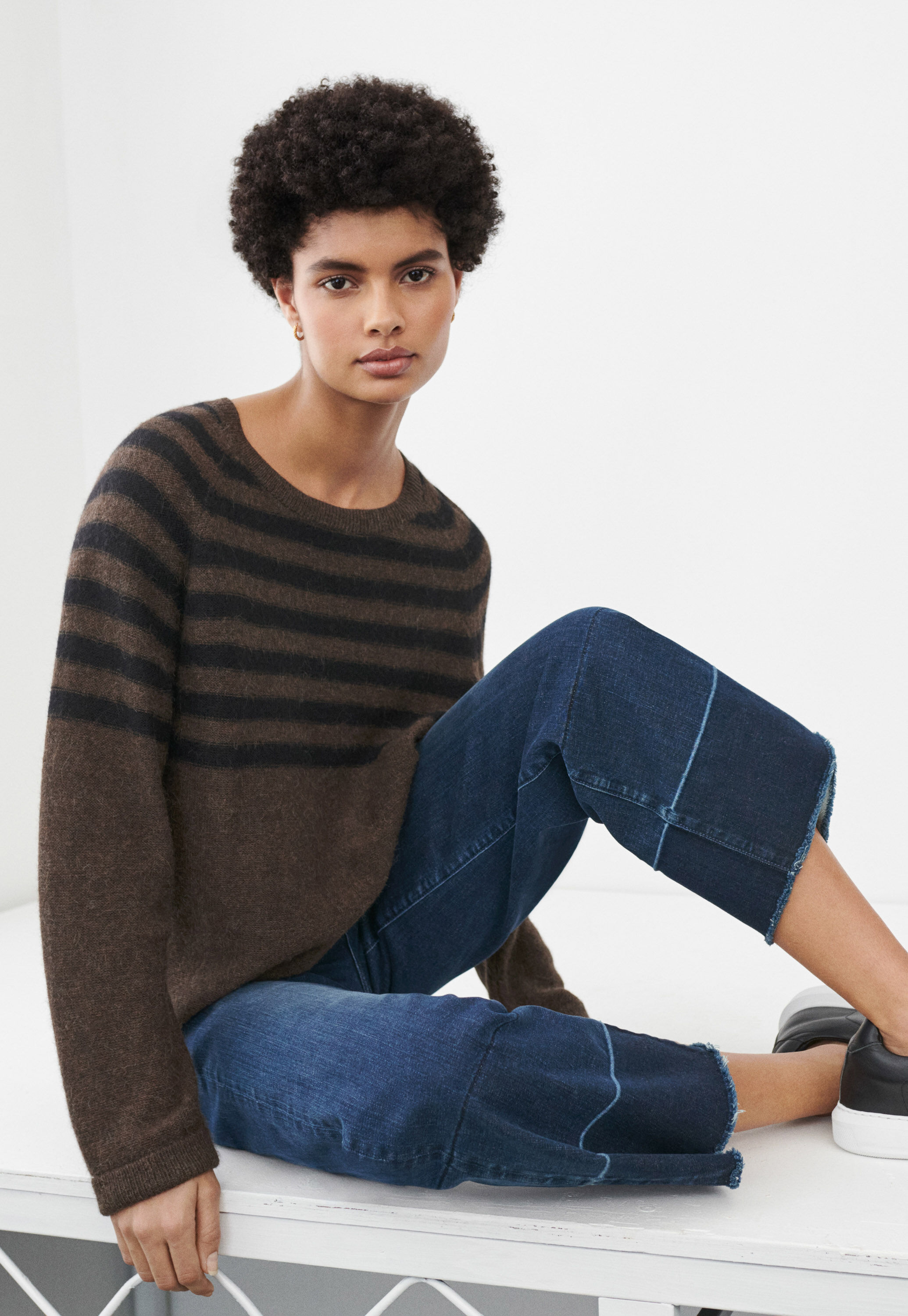 Cropped wide-leg jeans