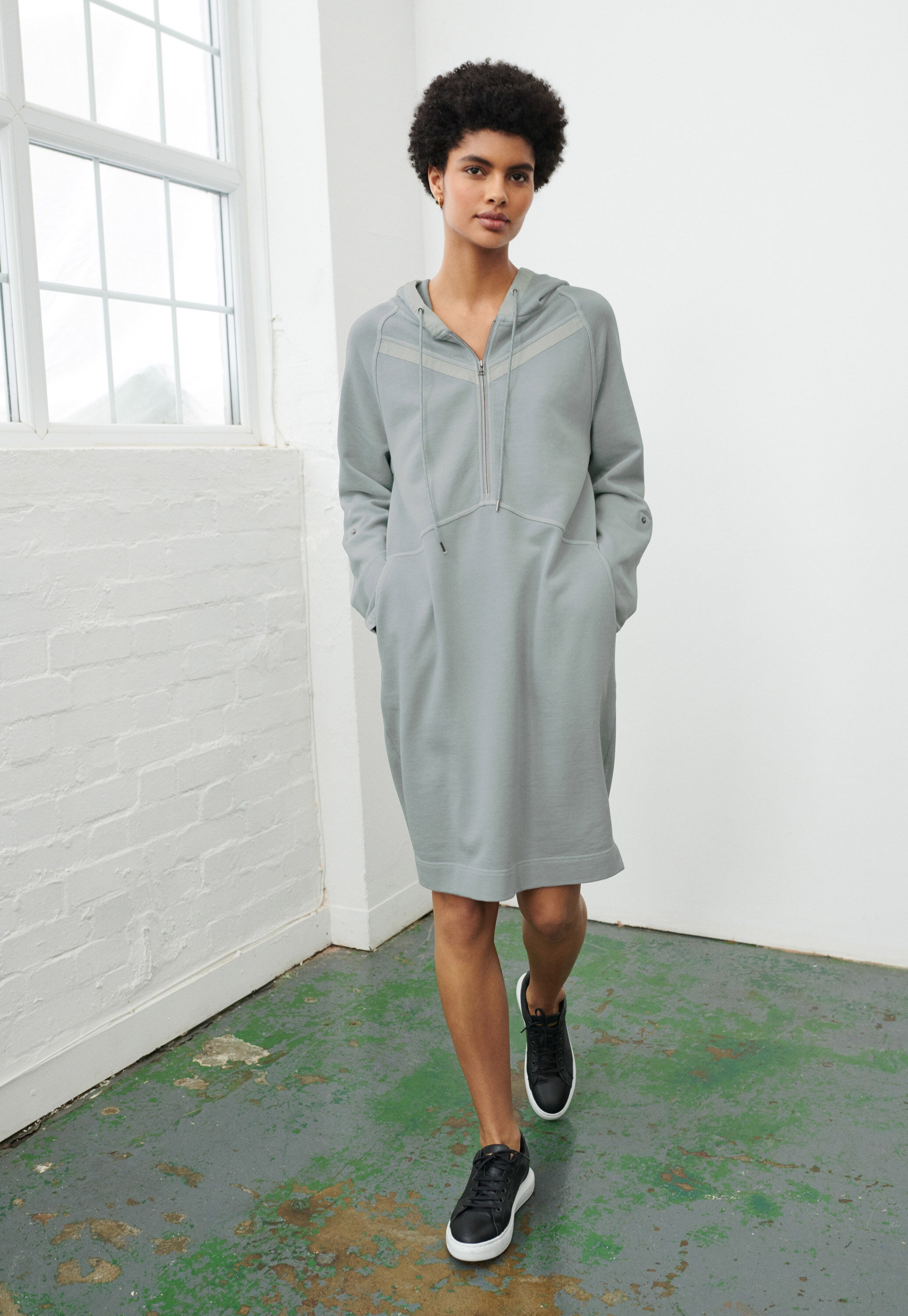 Sweatshirt dress