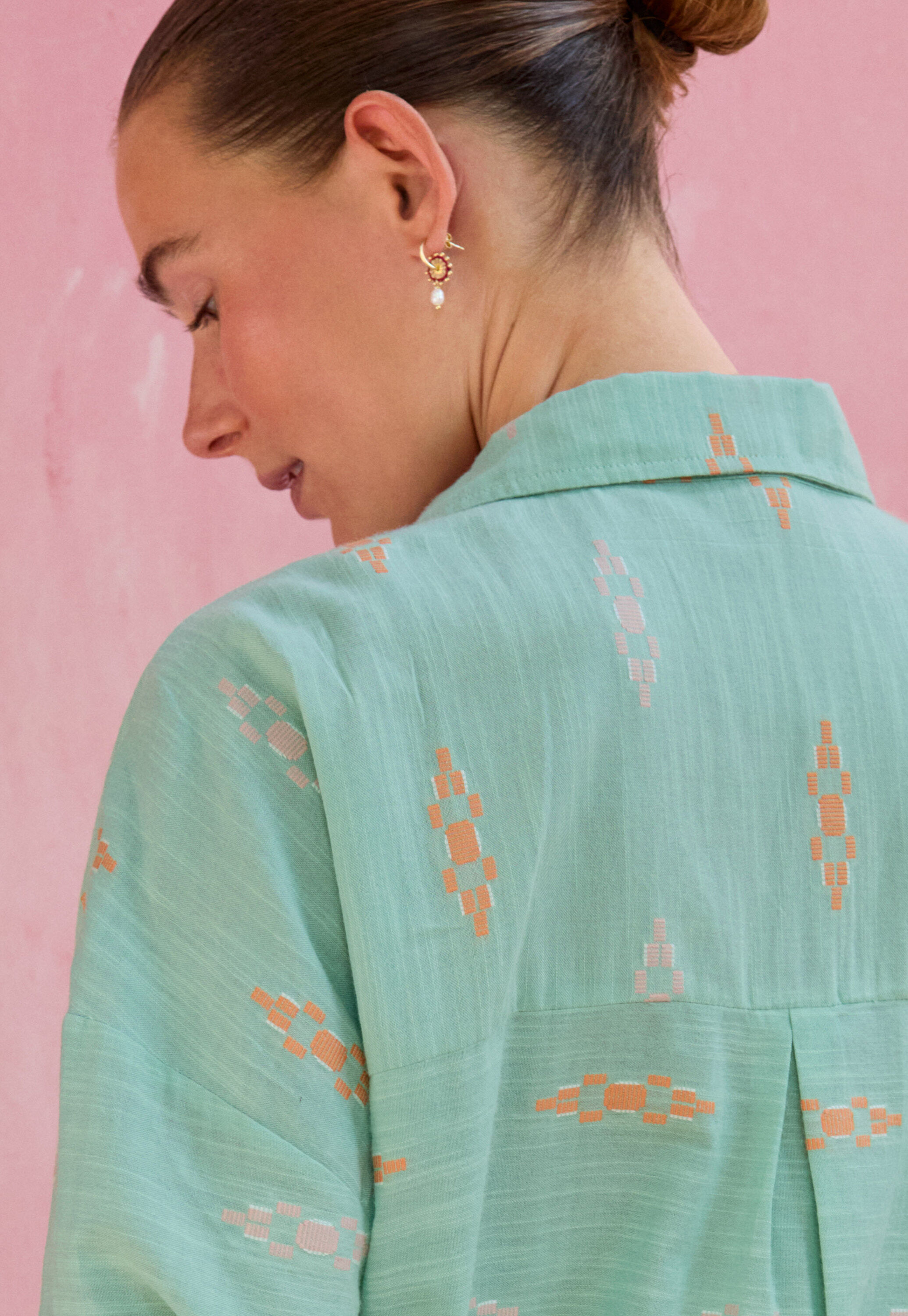 Clipped jacquard shirt