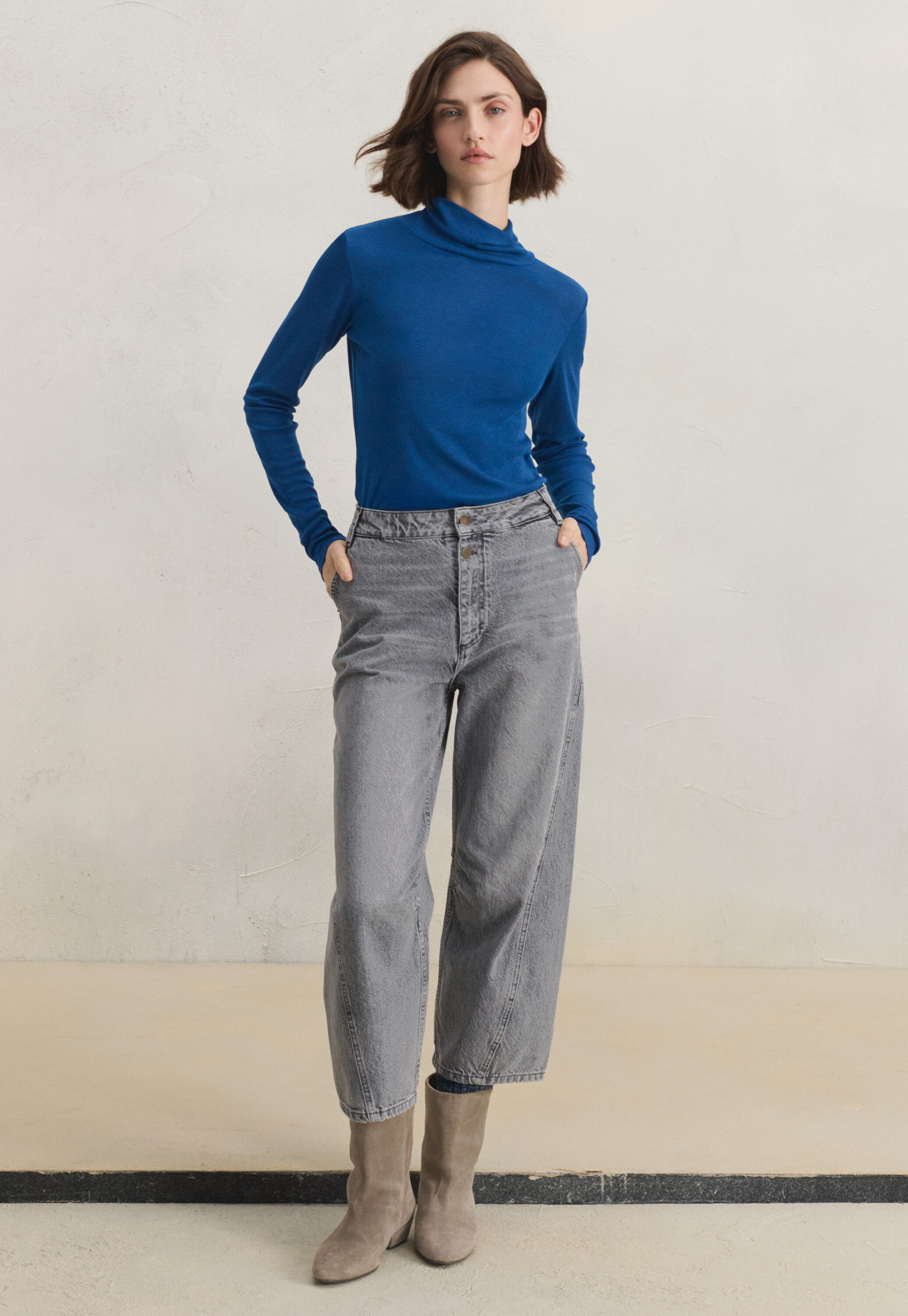 Lace-stitch sweater