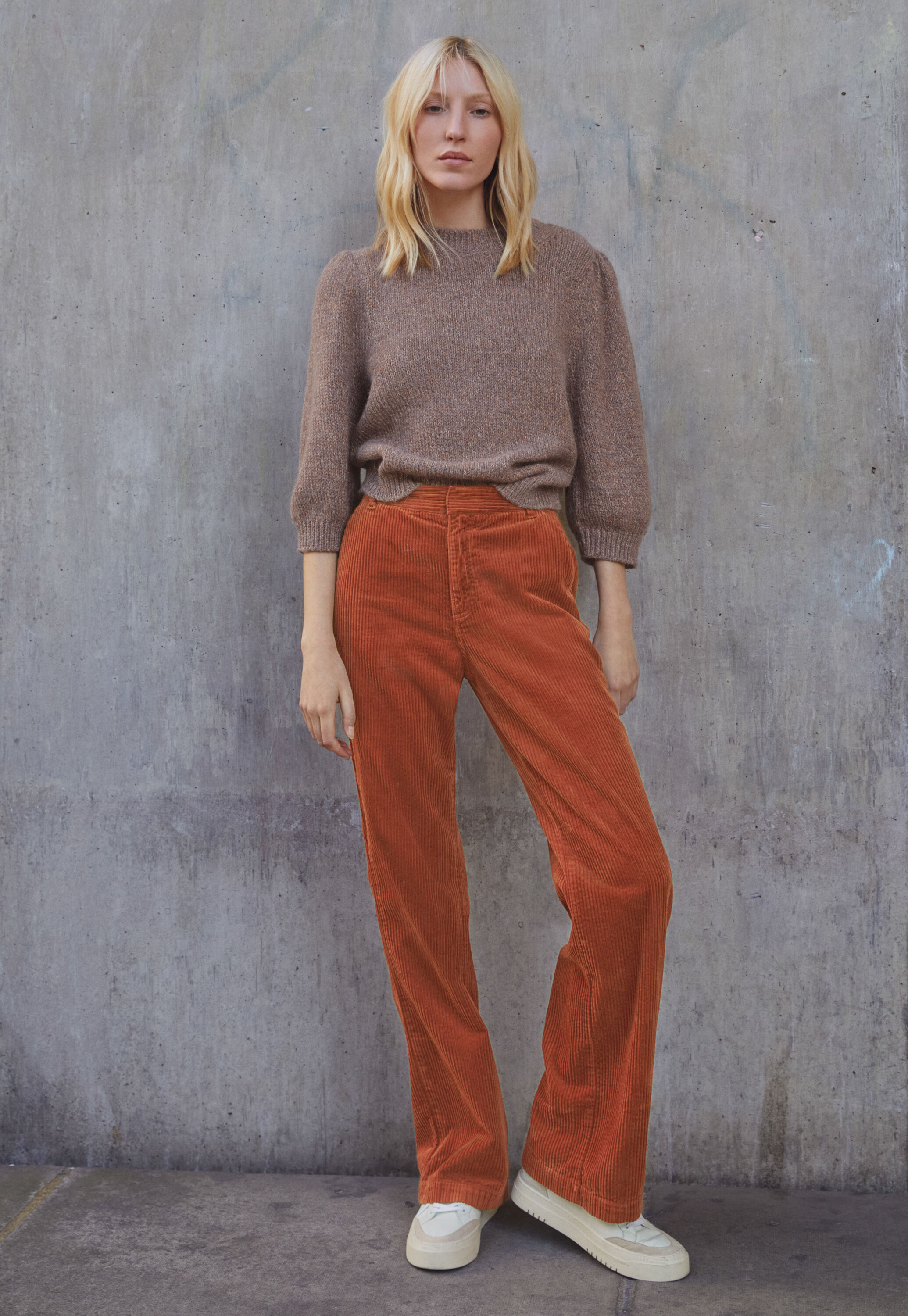 Straight-leg cord trousers
