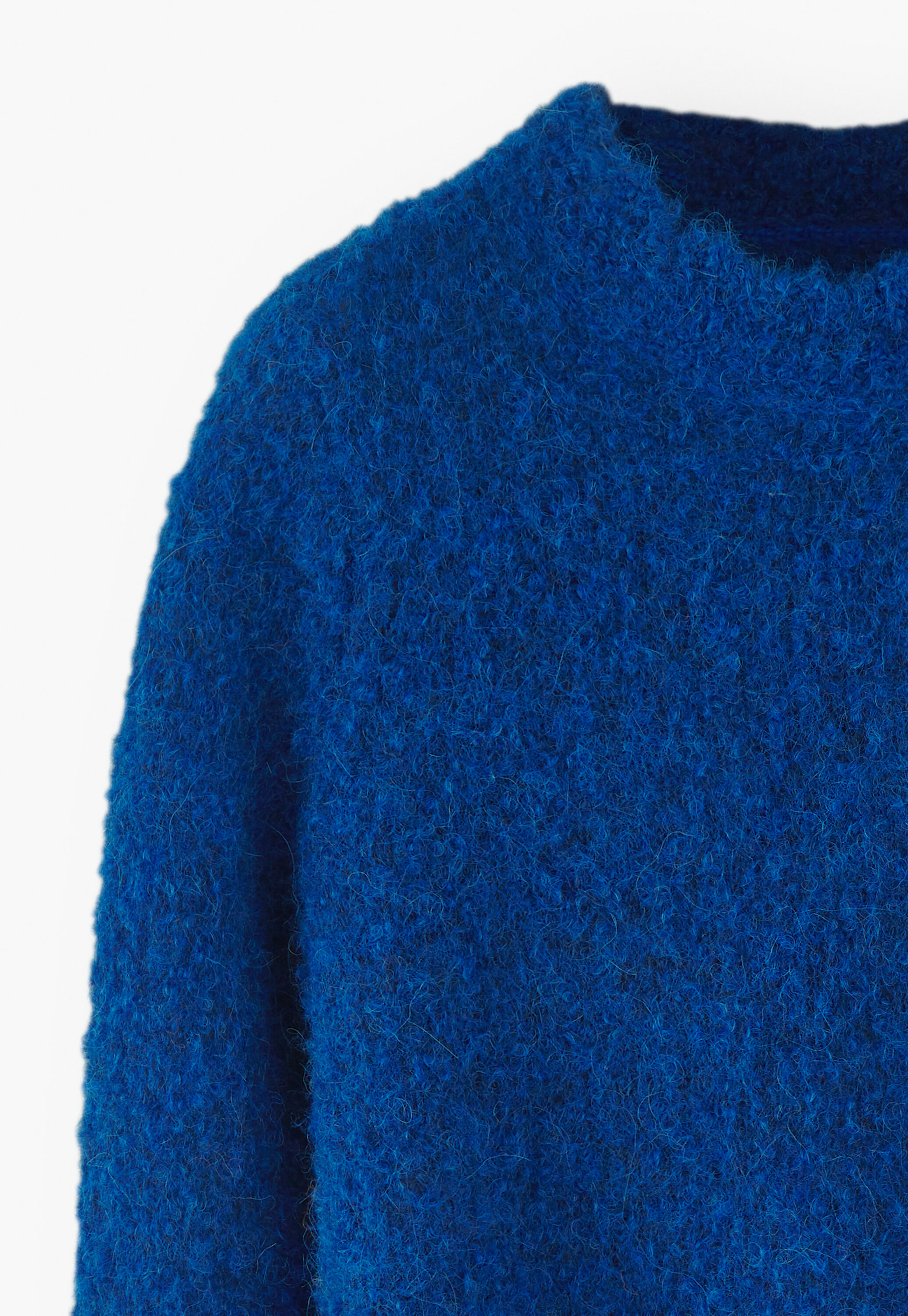 Round-neck sweater