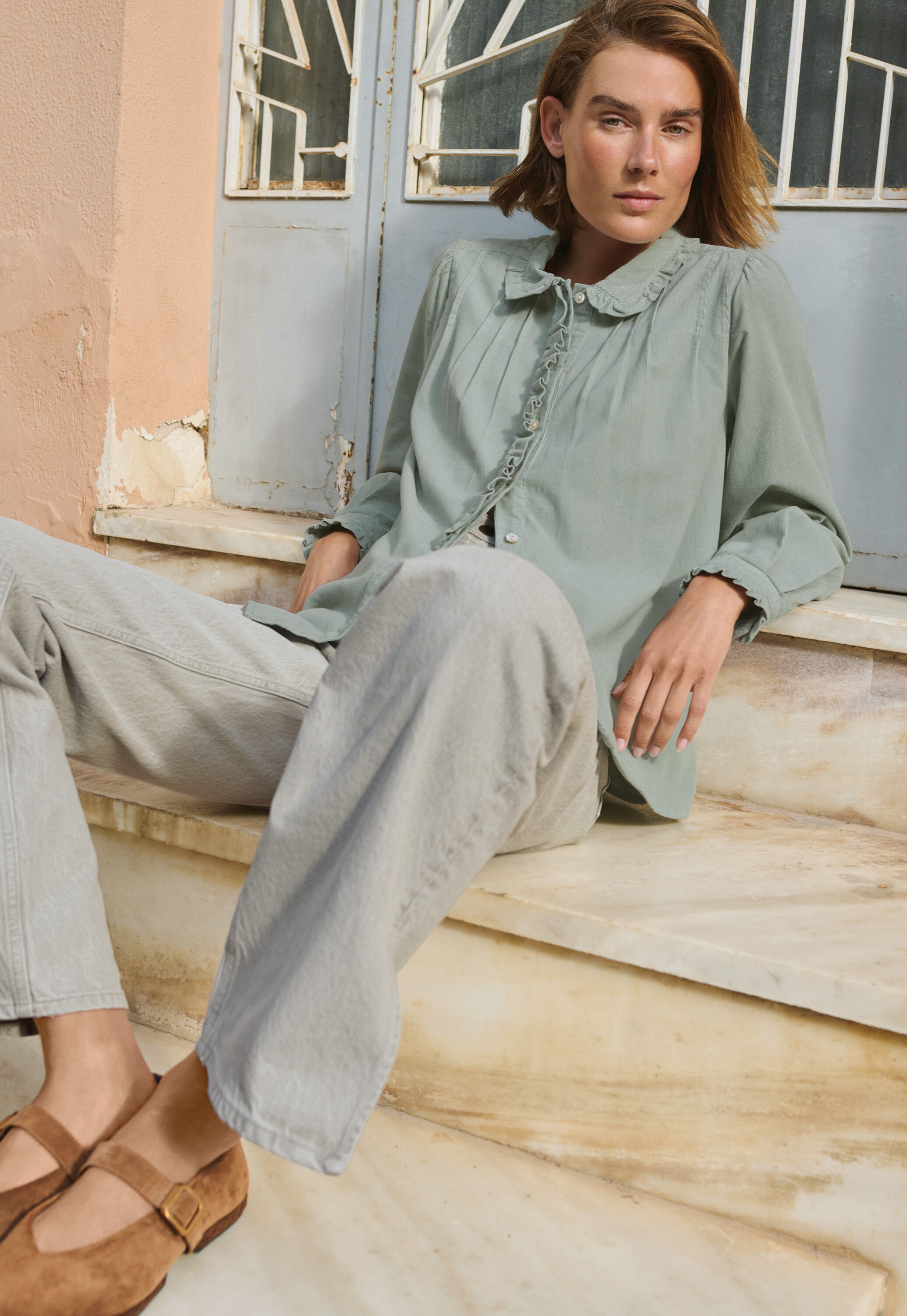 Cord pleated blouse