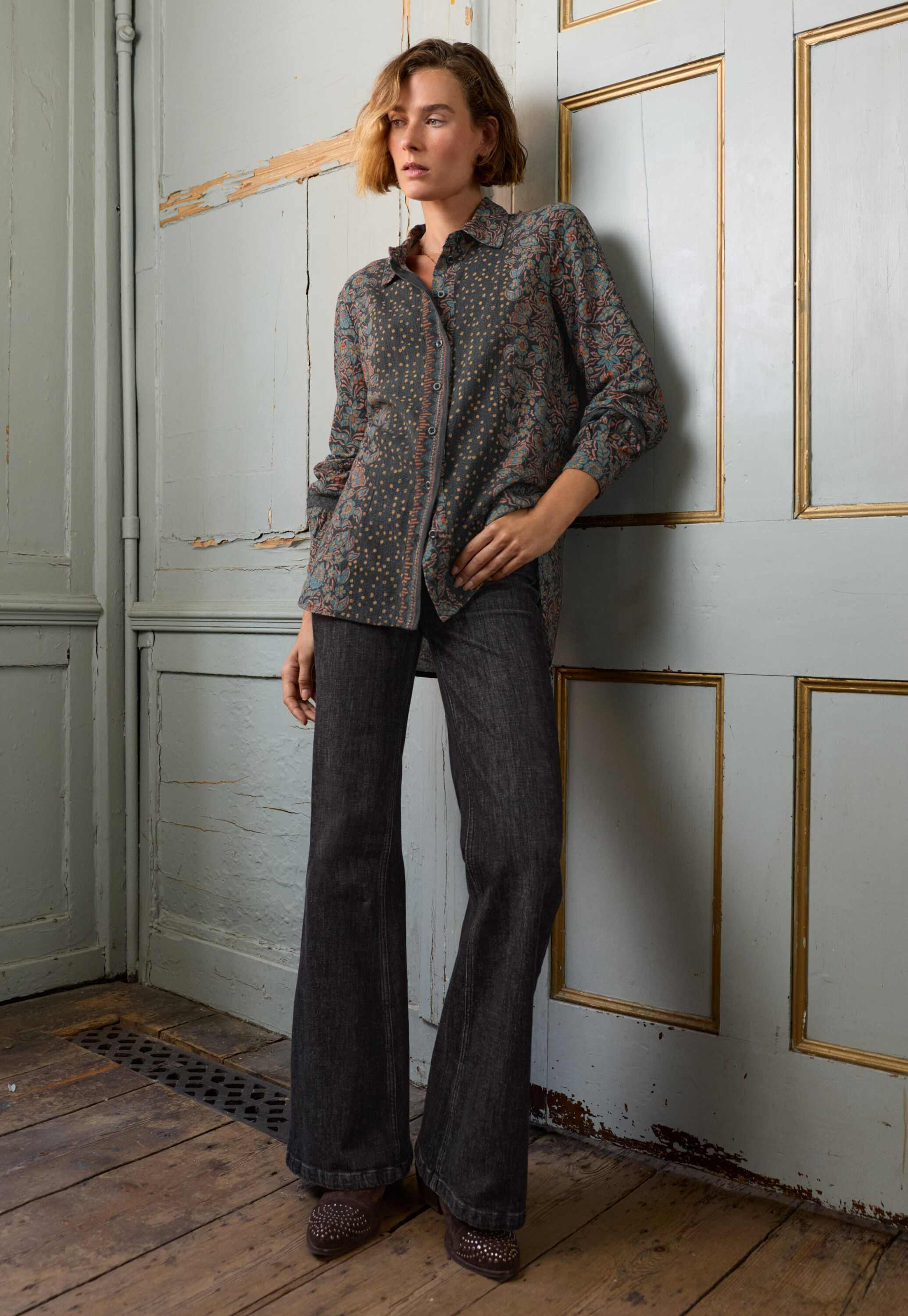 Flared jeans