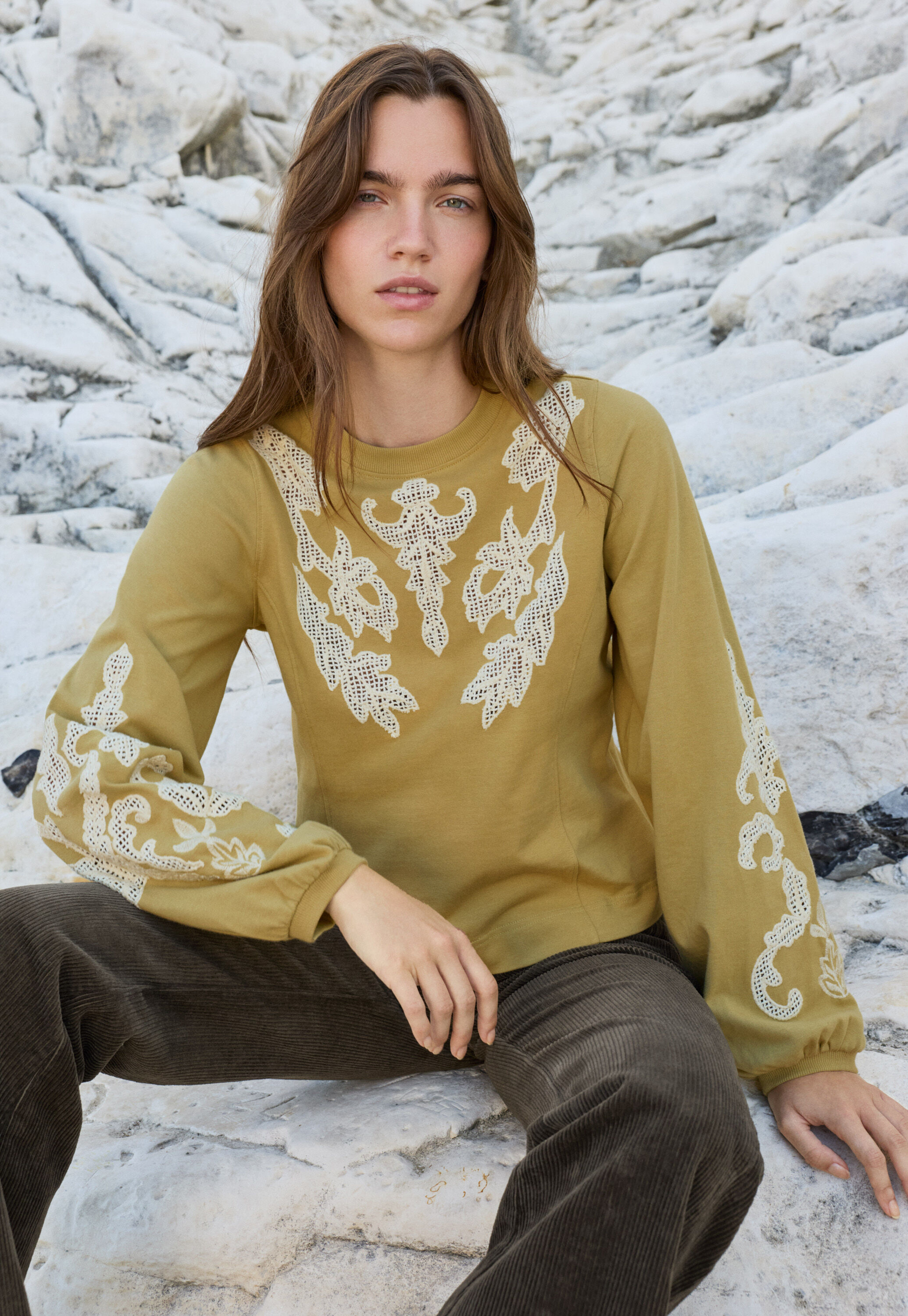 Lace sweatshirt