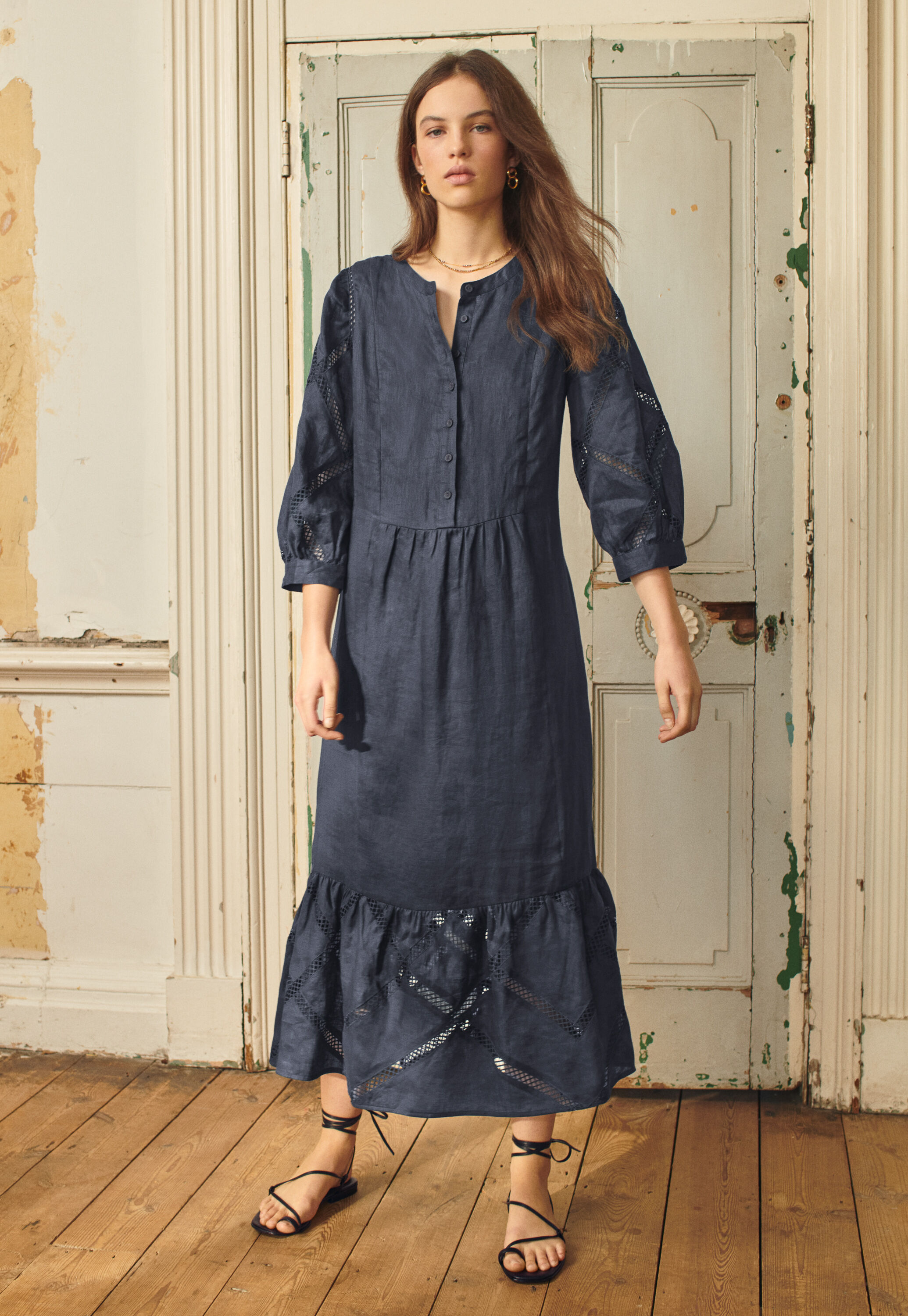 Lace-detail dress