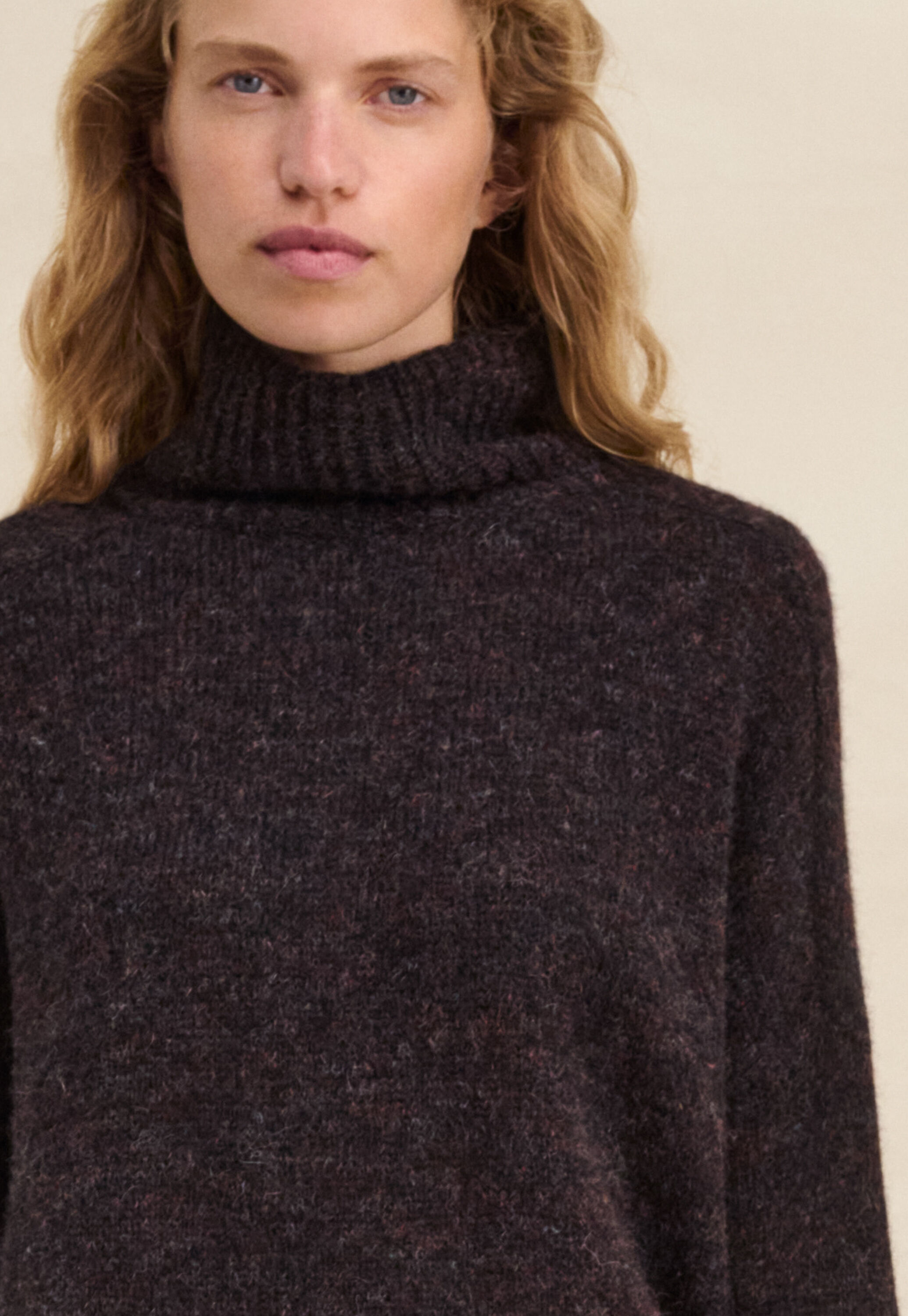 High-neck sweater