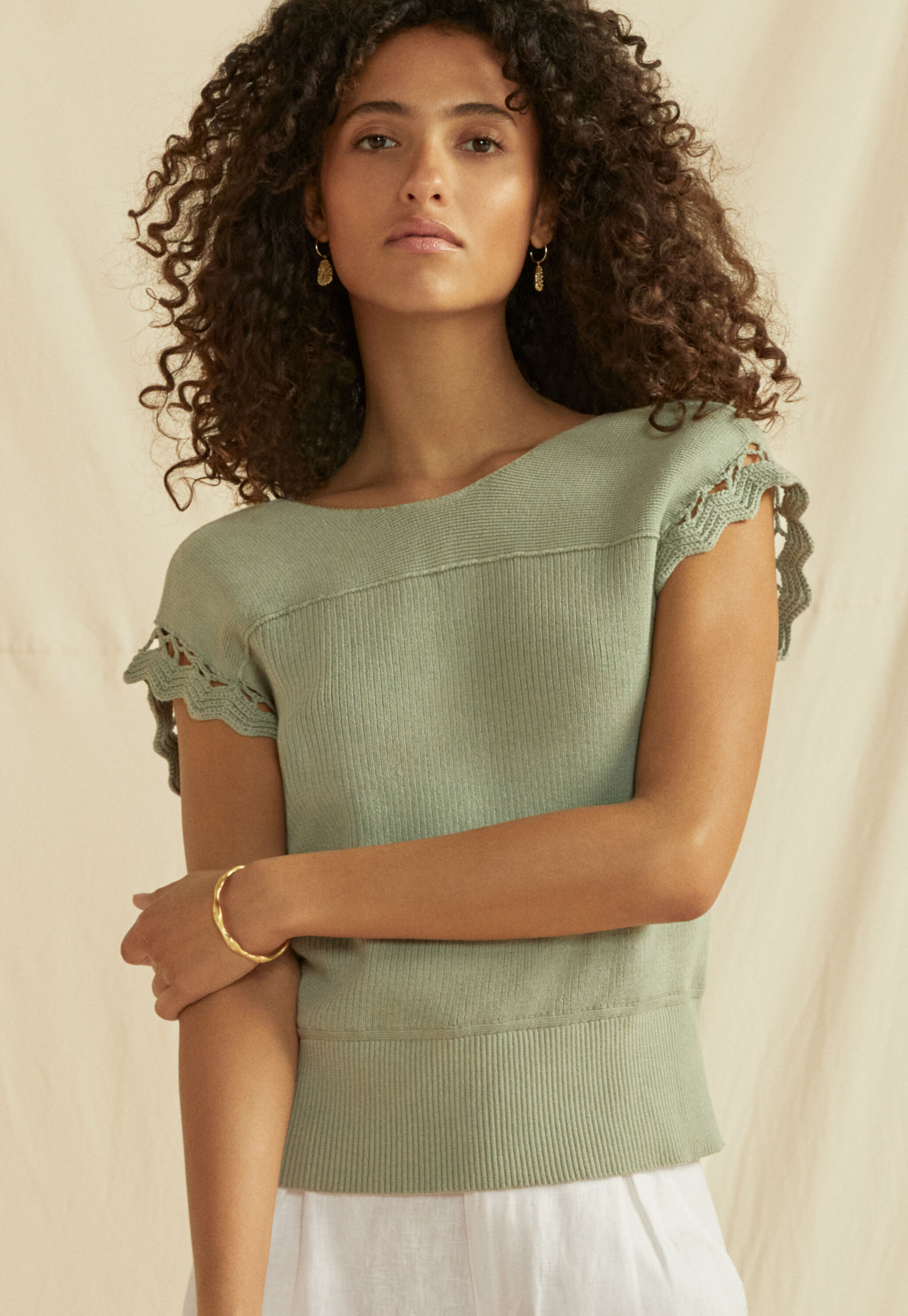 Lace-stitch sweater