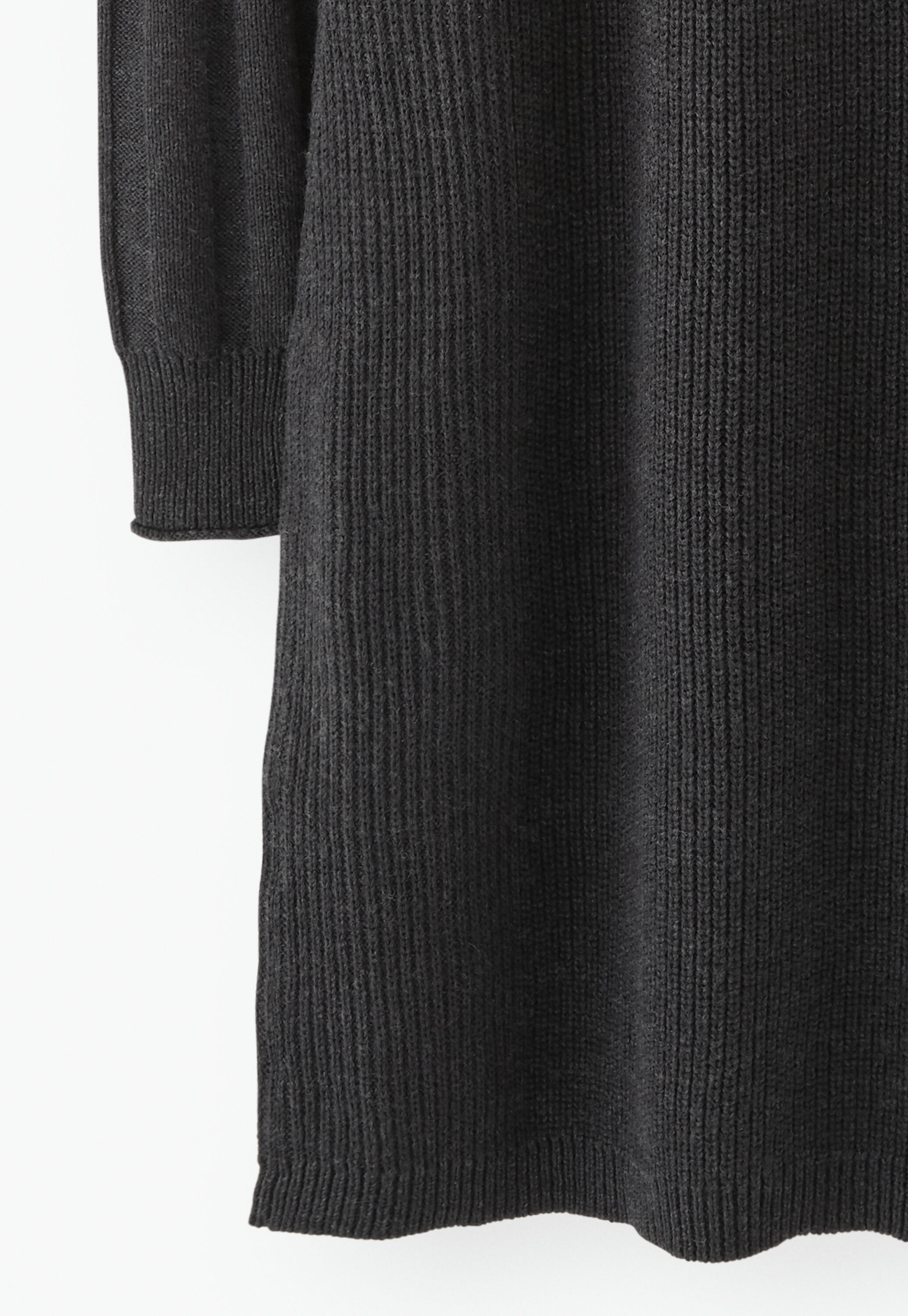 Knitted dress