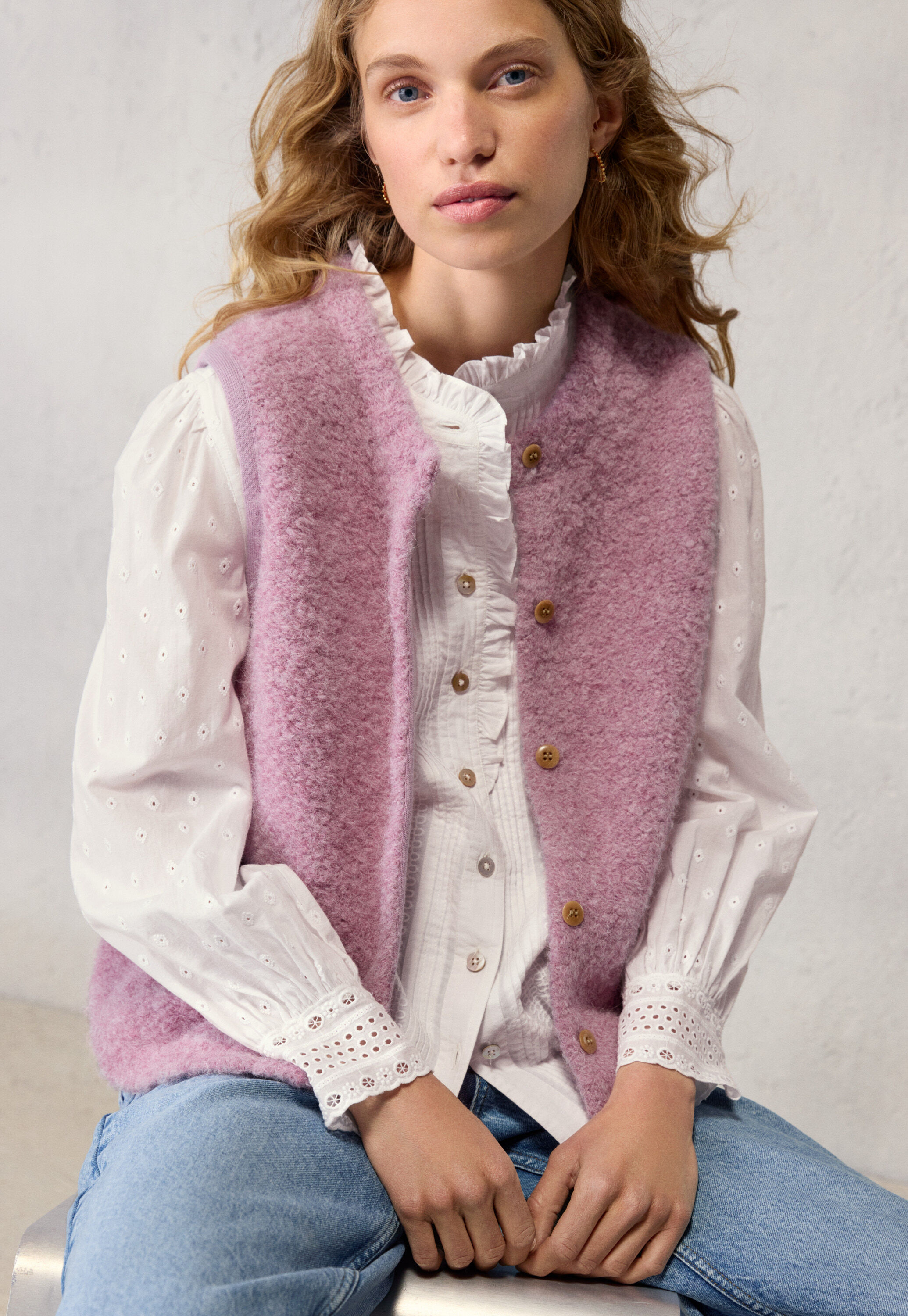 Knitted gilet