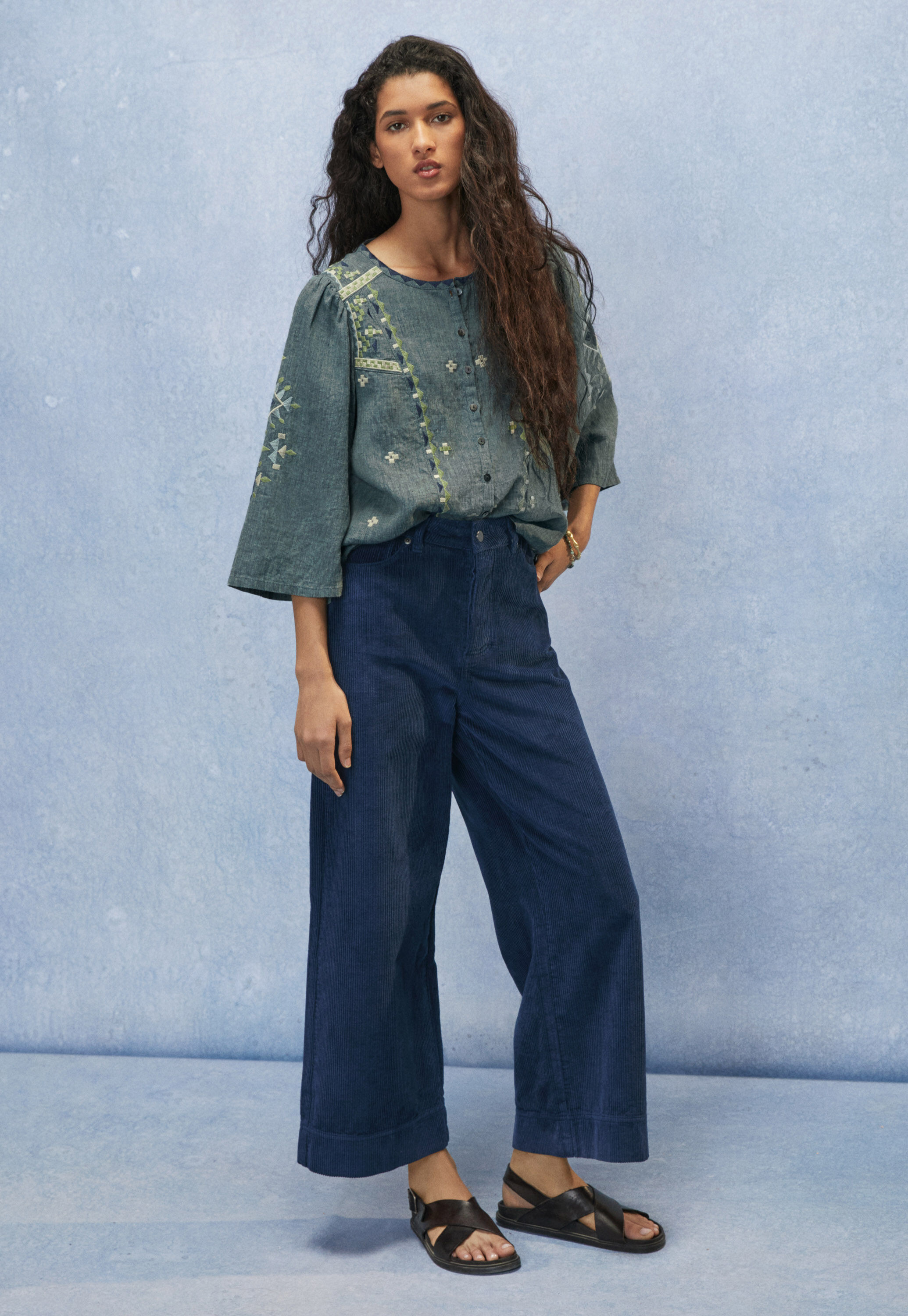 Wide-leg cord trousers