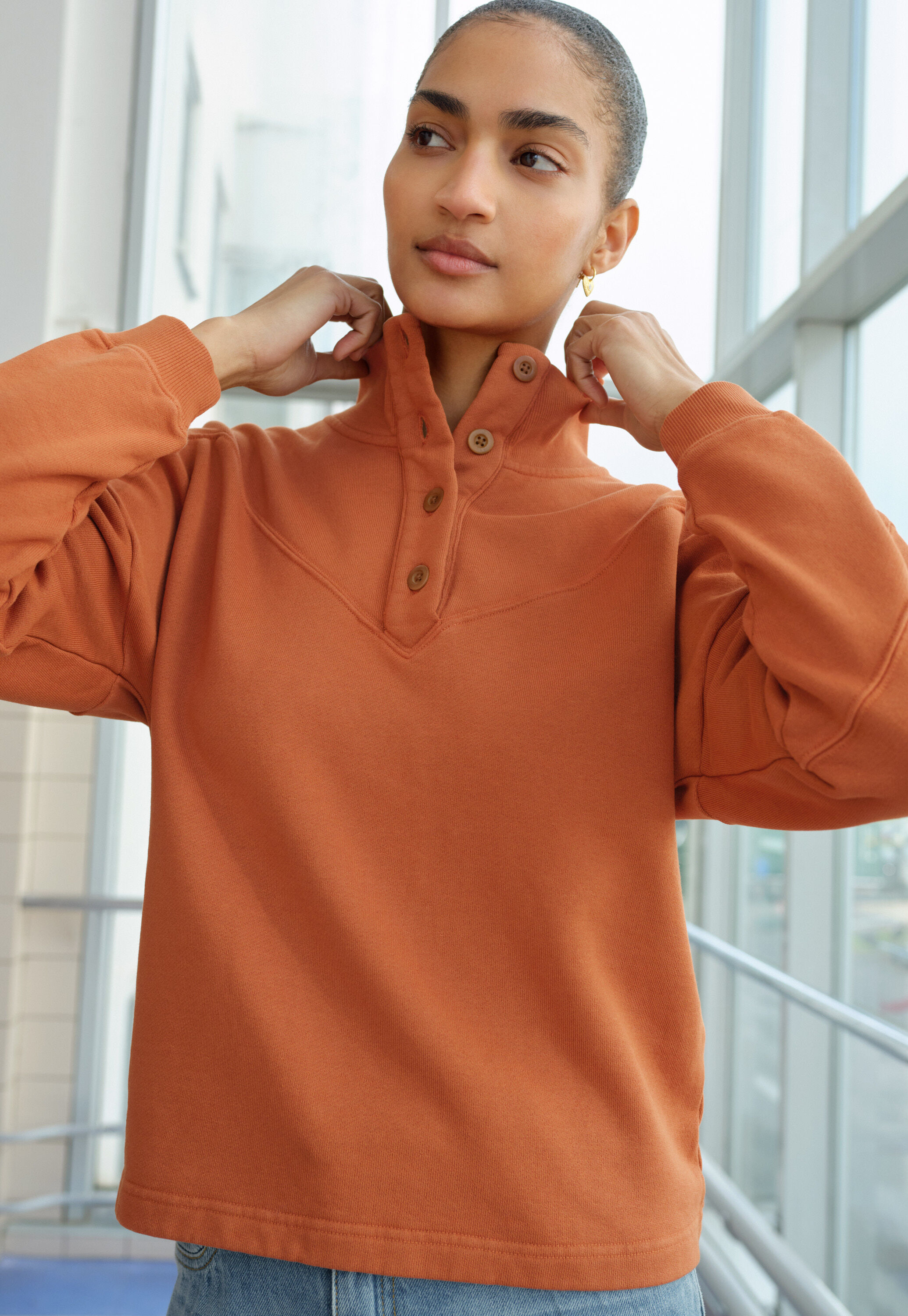 Funnel-neck sweatshirt