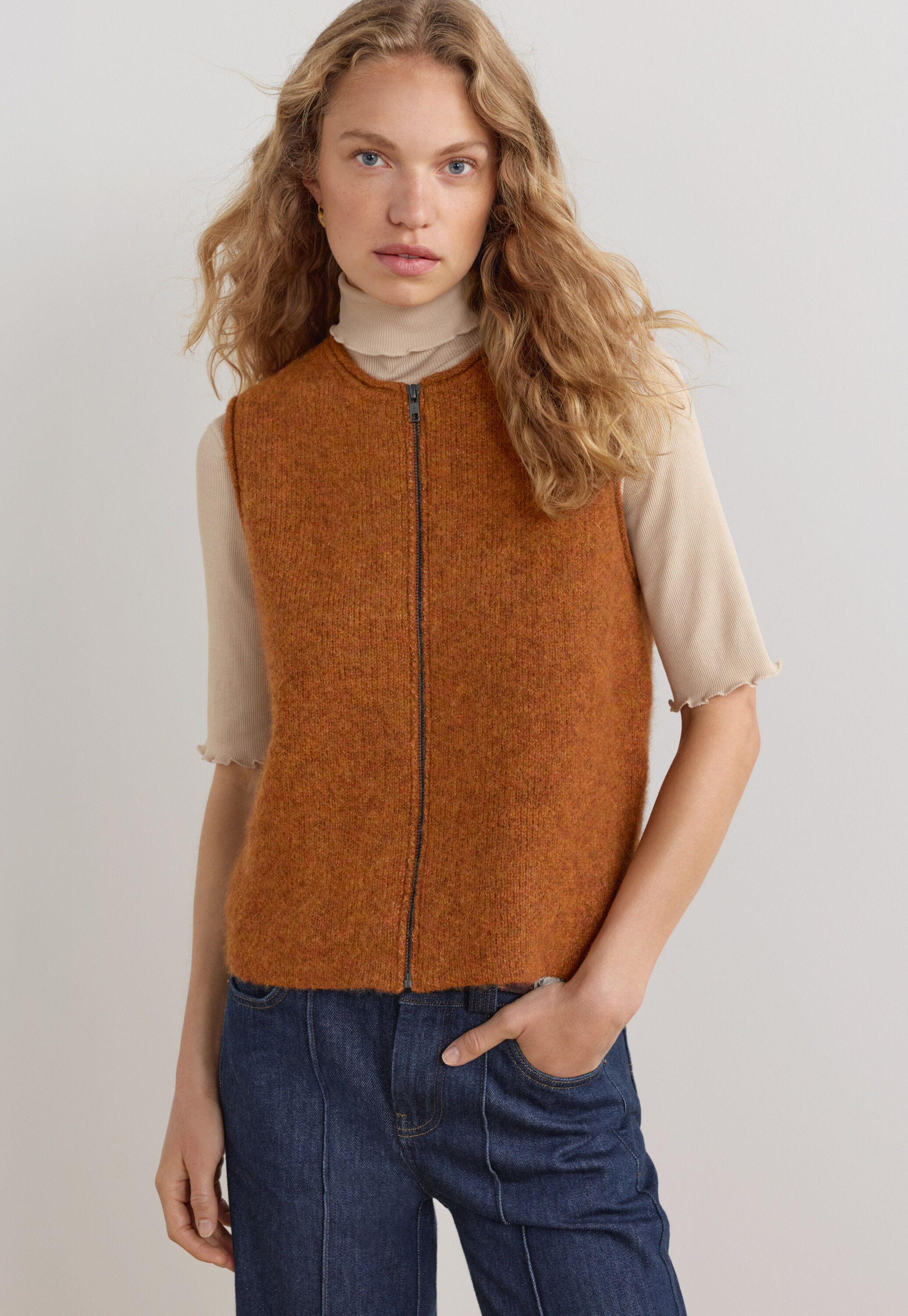 Knitted gilet