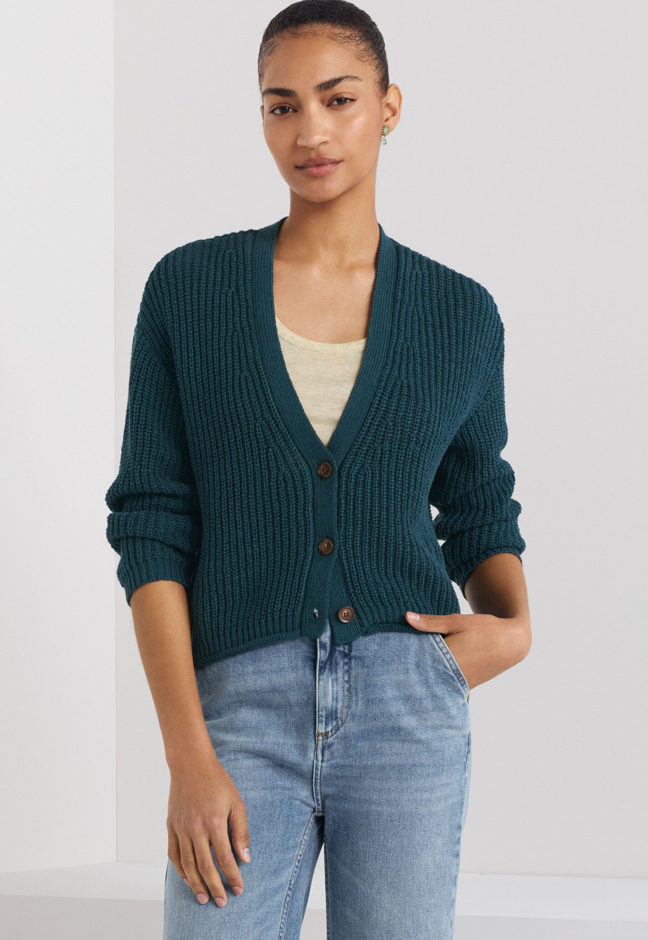 Lace-stitch sweater