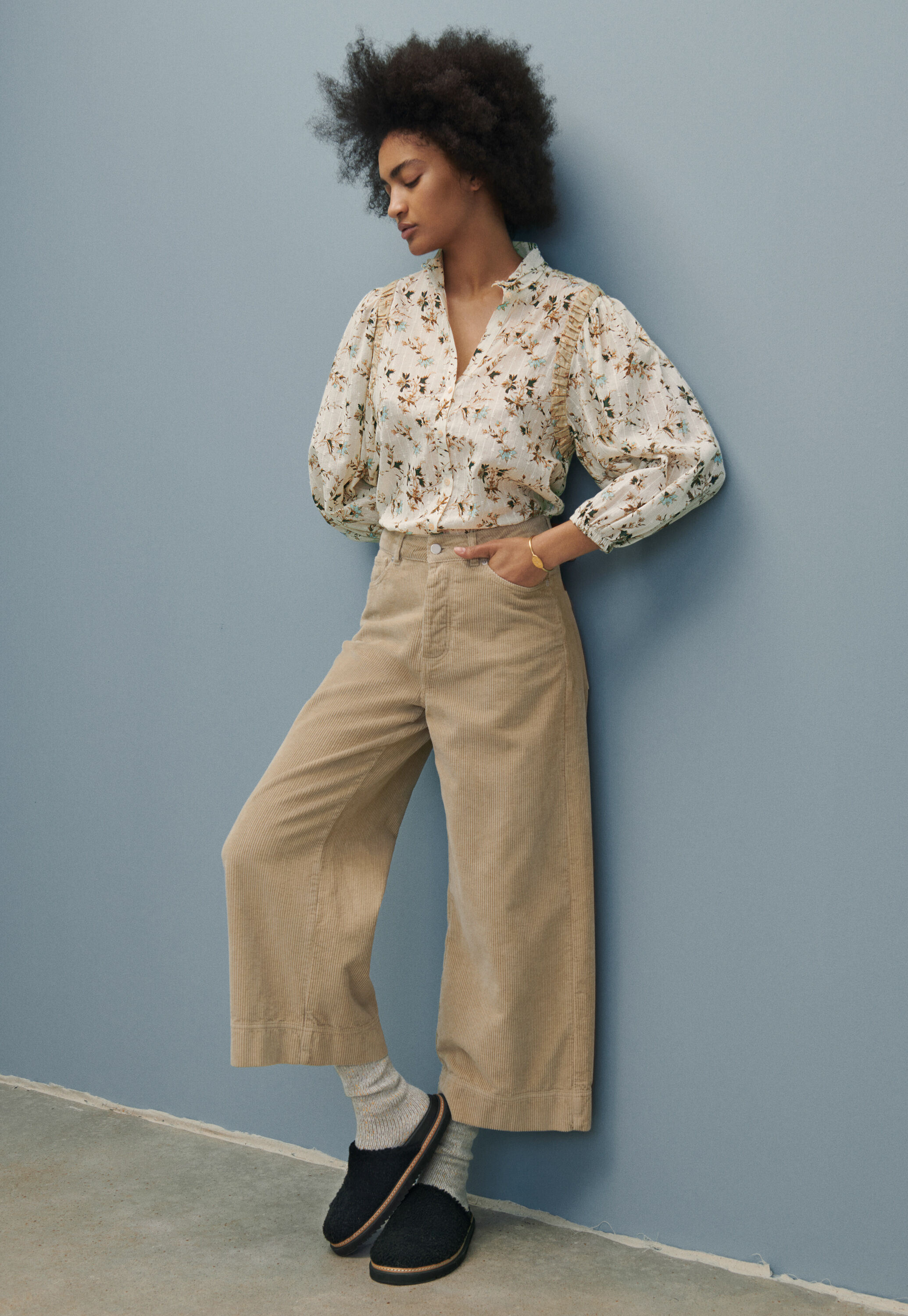 Wide-leg cord trousers