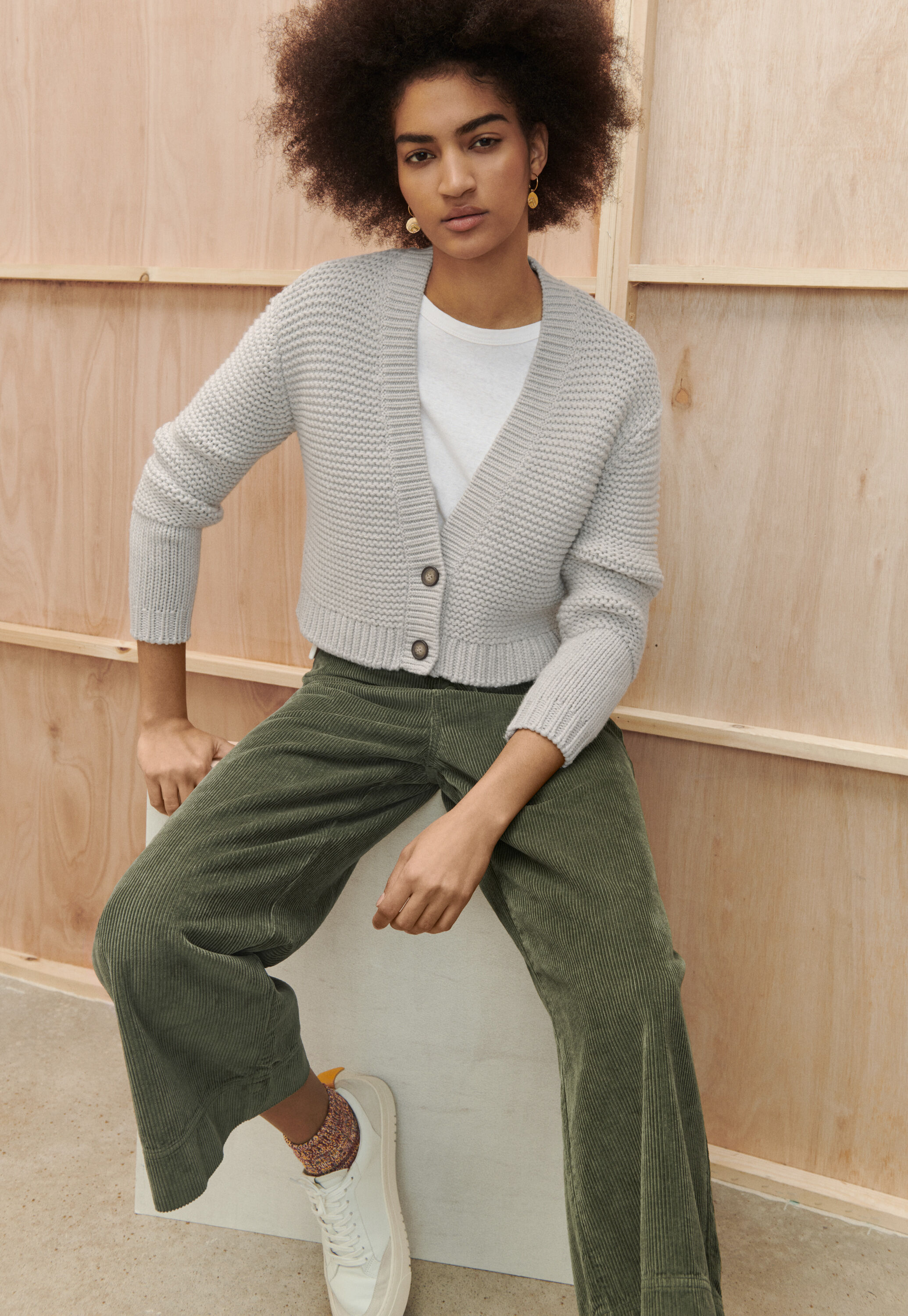 Wide-leg cord trousers