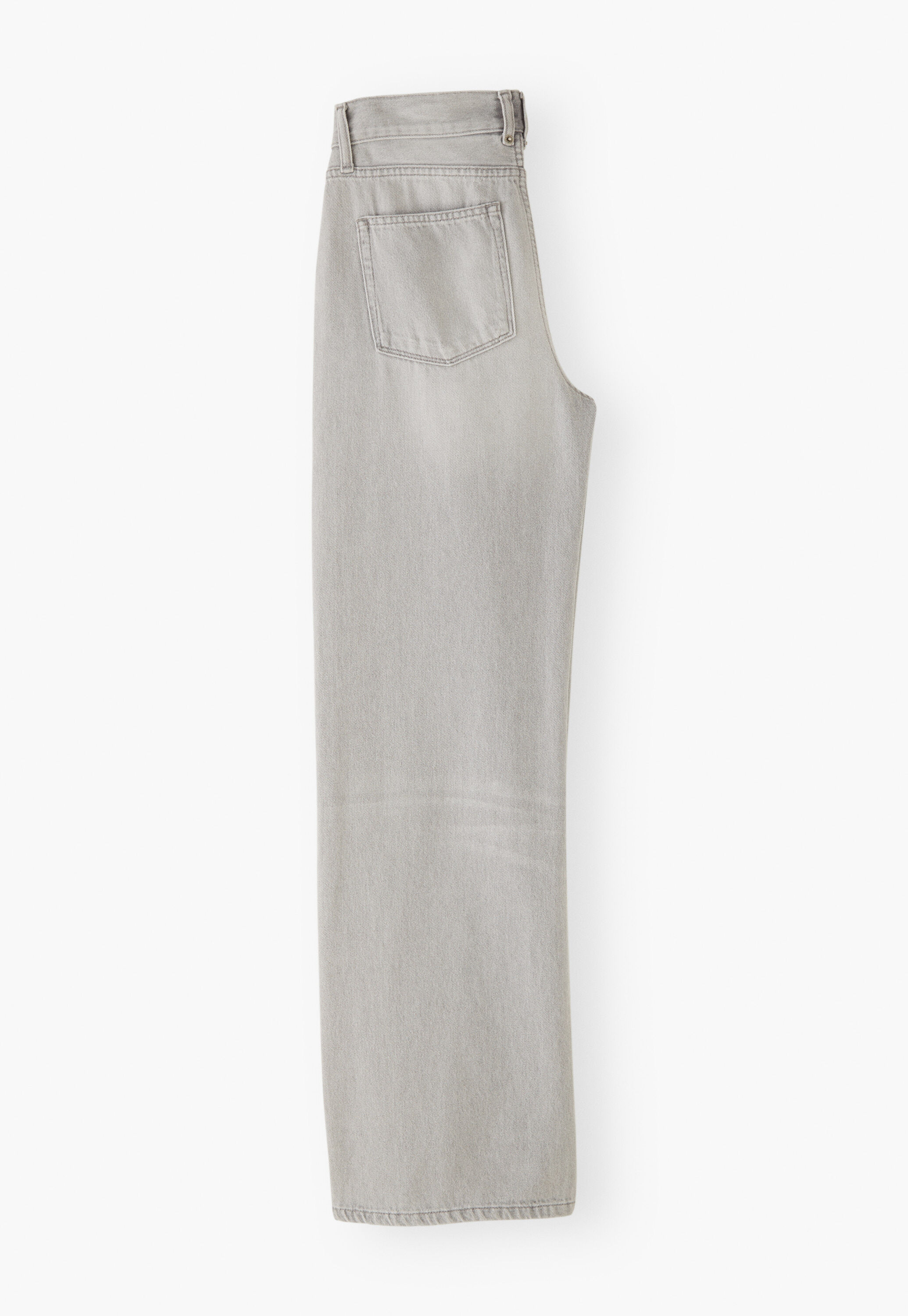 Straight-leg jean