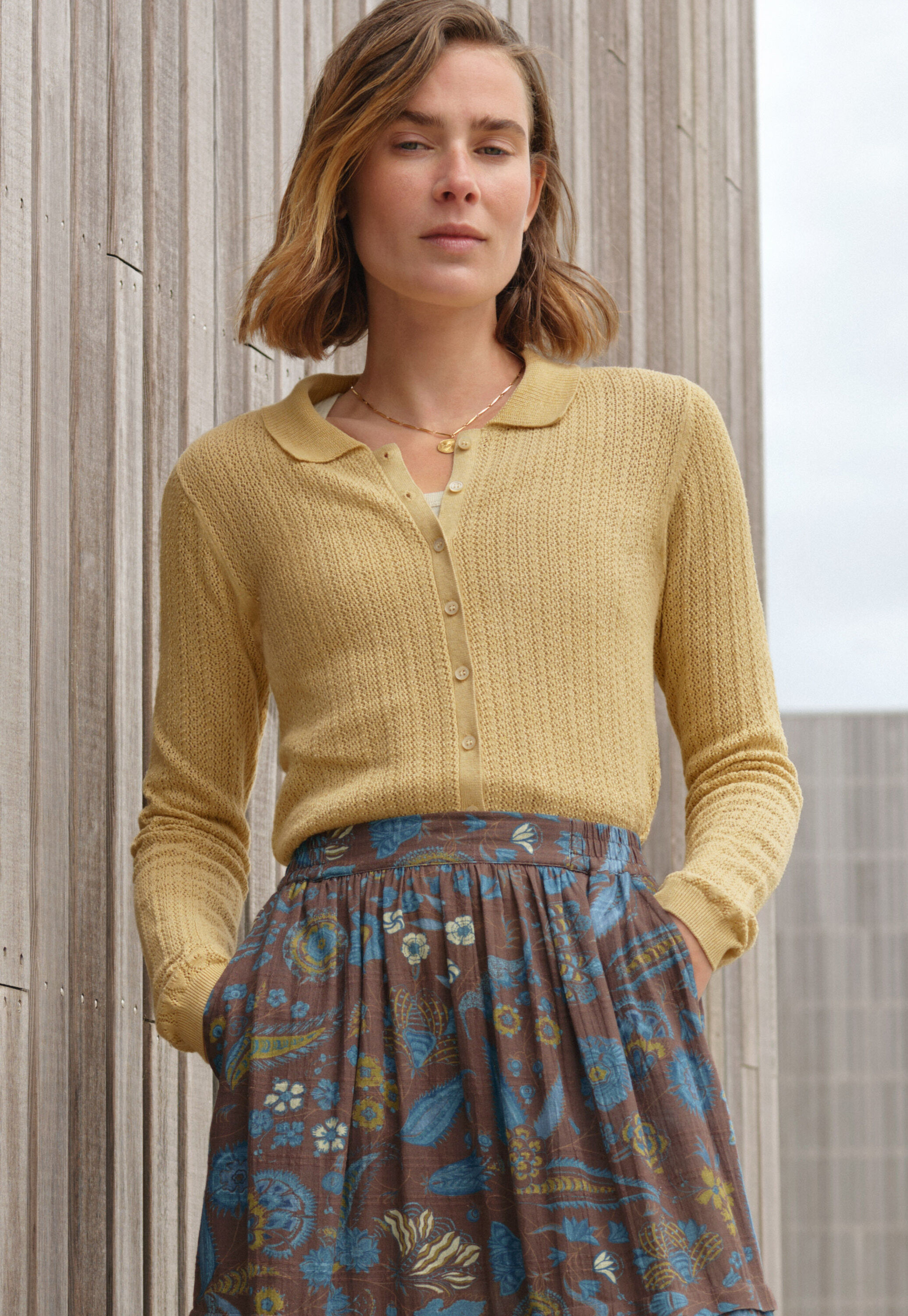 Lace-stitch collared cardigan