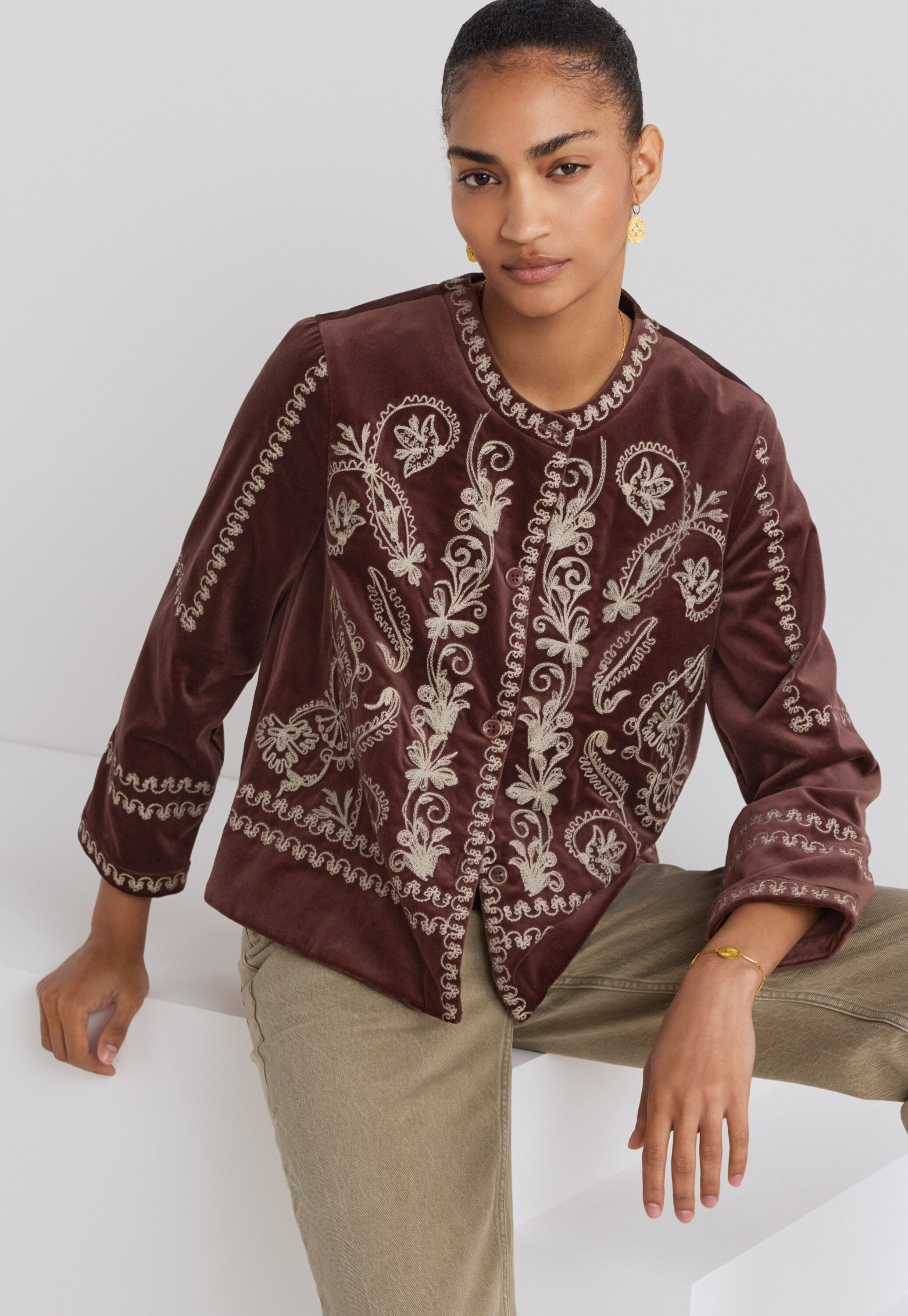 Embroidered velvet jacket