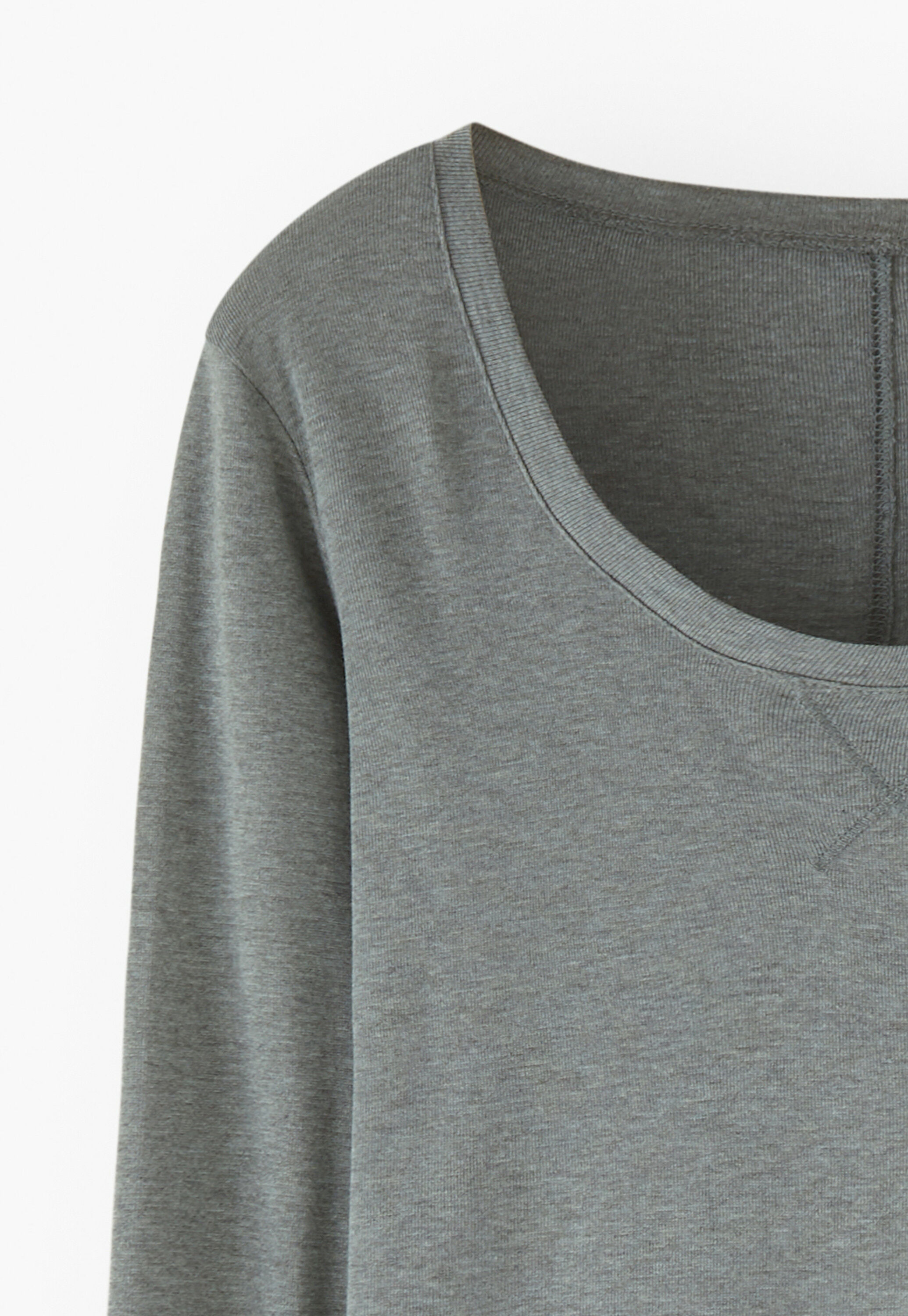 Scoop-neck top
