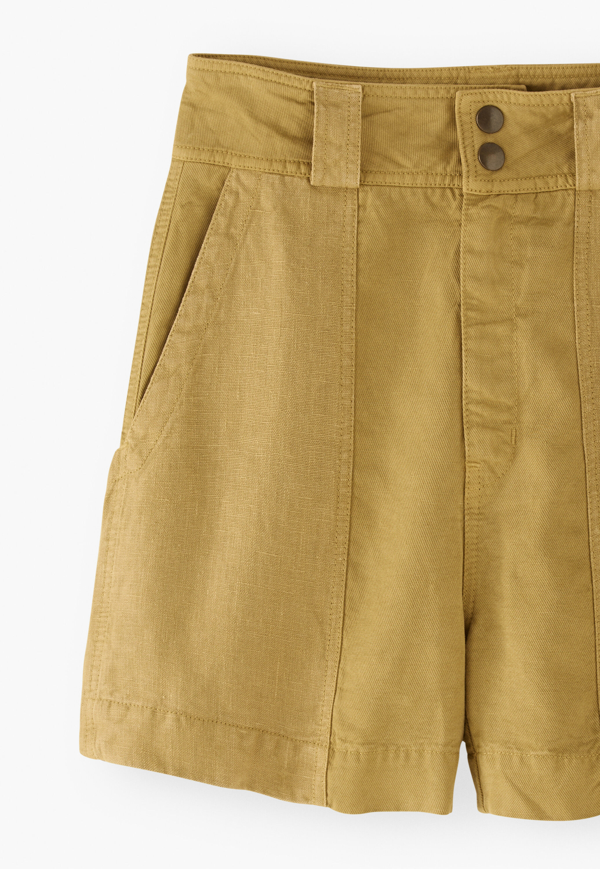Contrast-fabric shorts