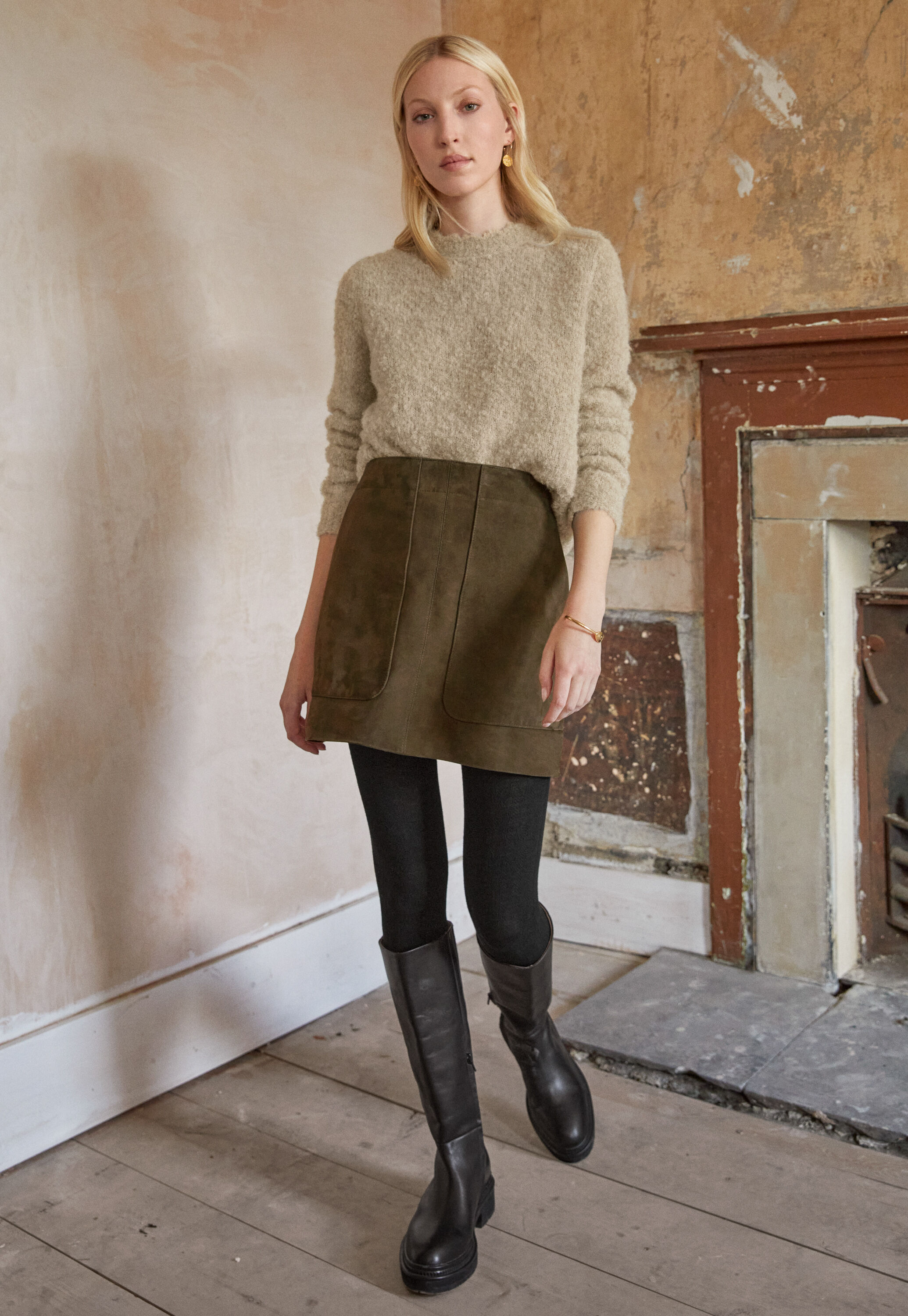 Round-neck sweater