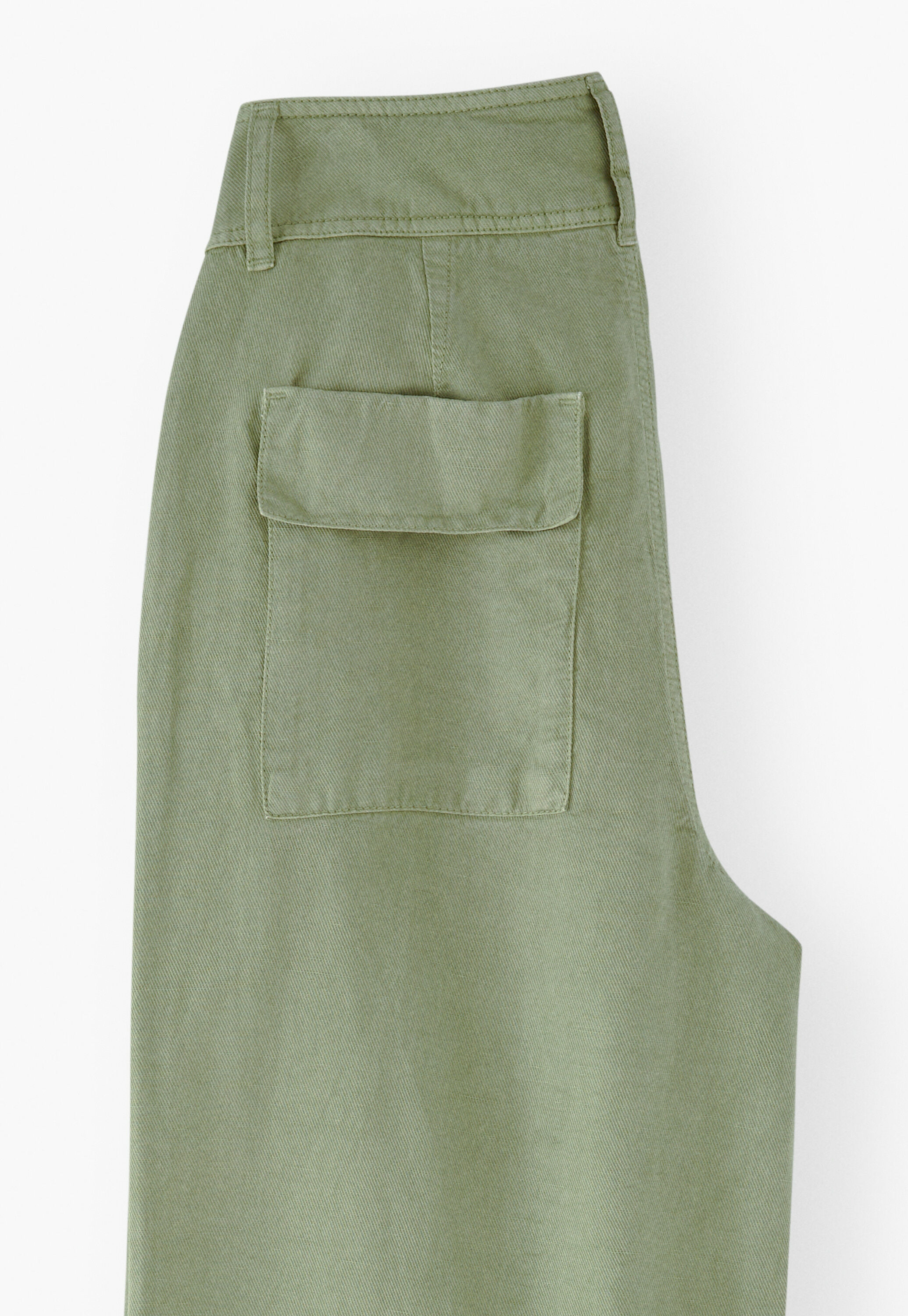 Wide-leg trousers